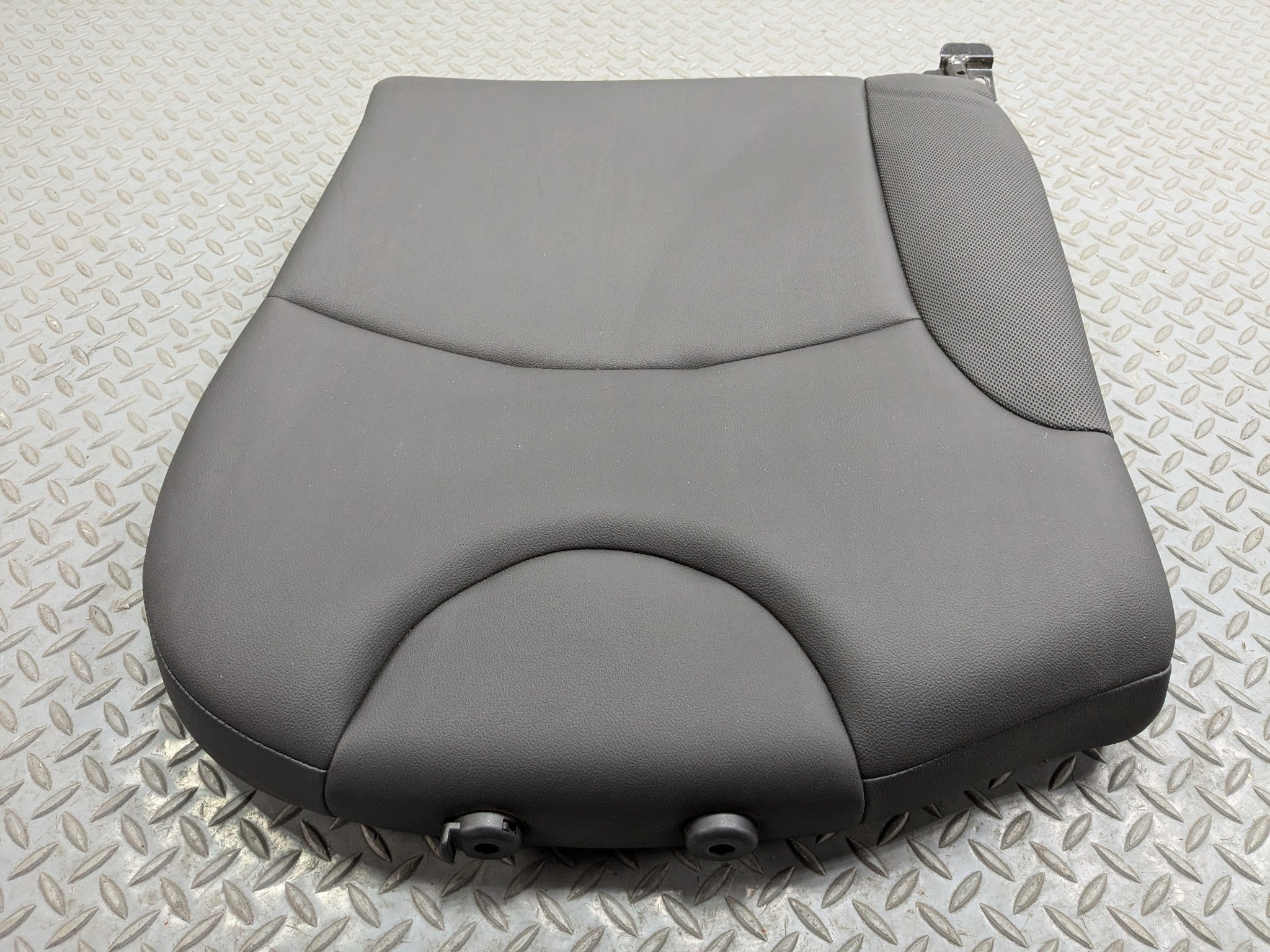 2008 - 2014 MINI COOPER OEM UPPER SEAT BACK CUSHION REAR LEFT DRIVER SIDE BLACK