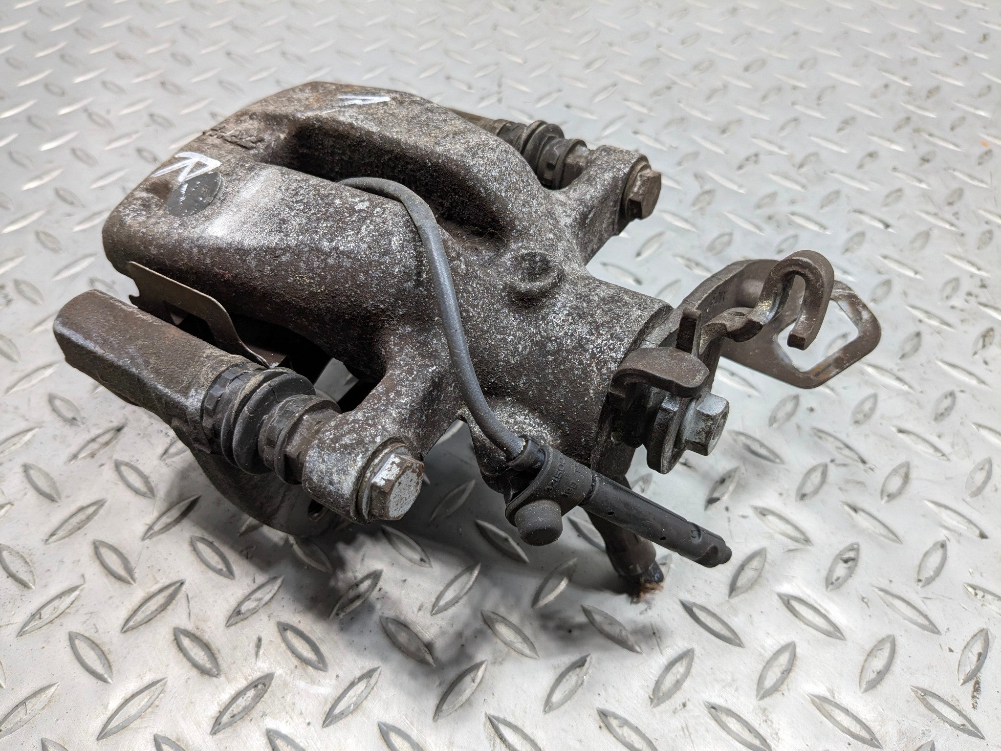 2008 - 2014 MINI COOPER OEM BRAKE CALIPER REAR RIGHT PASSENGER SIDE