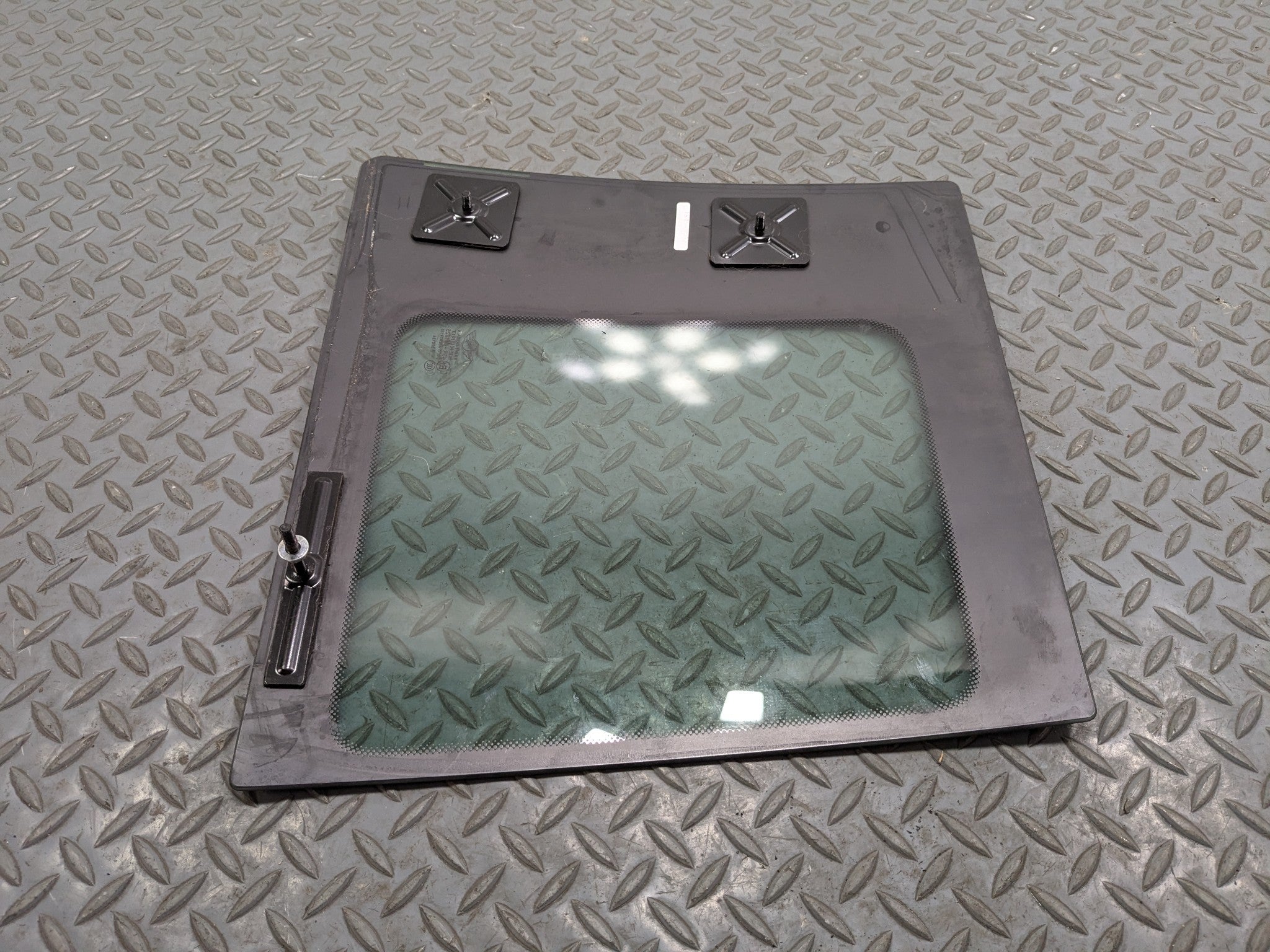 2008 - 2014 MINI COOPER OEM DOOR WINDOW GLASS REAR RIGHT PASSENGER SIDE