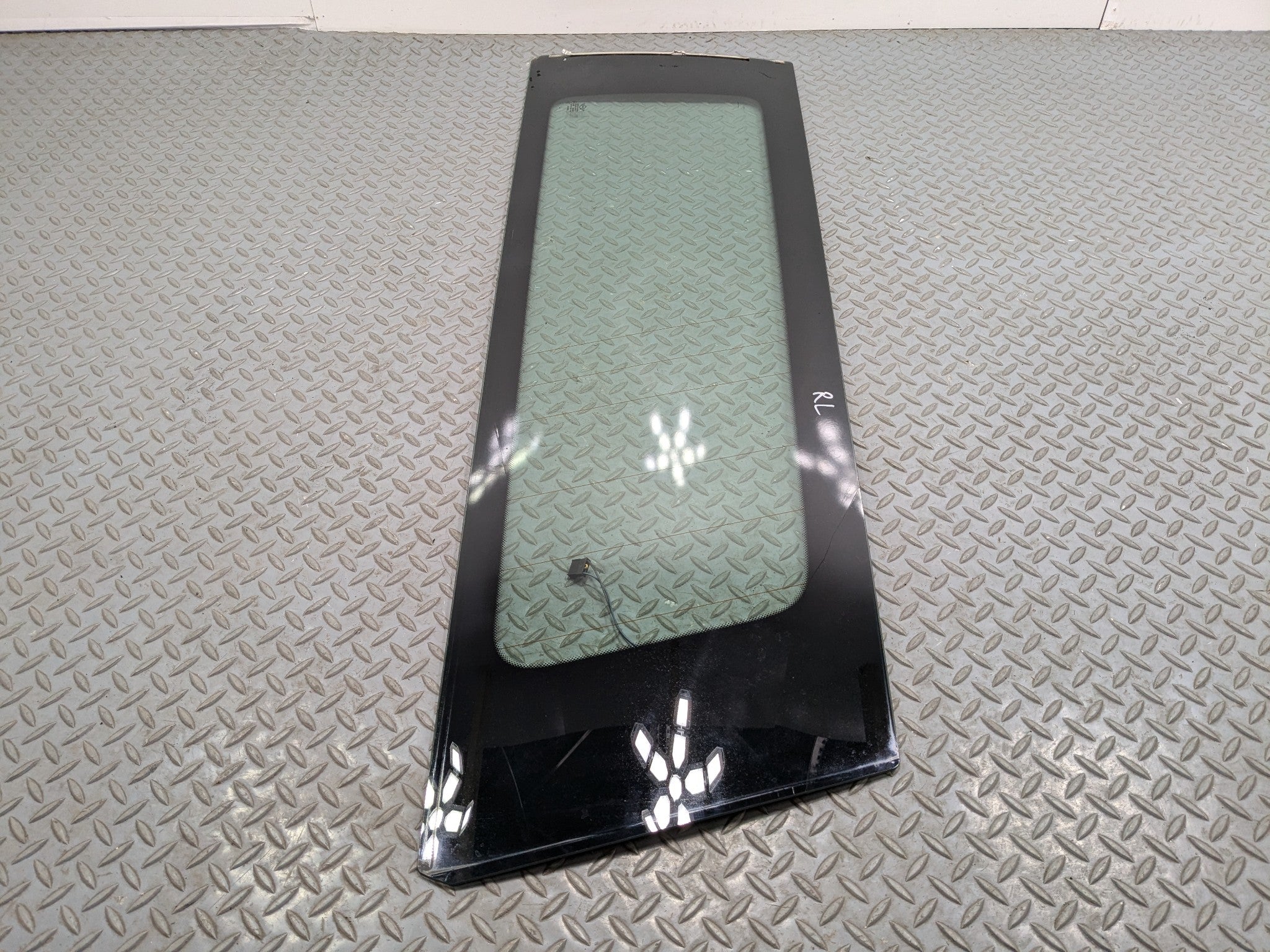 2008 - 2014 MINI COOPER OEM QUARTER WINDOW GLASS REAR LEFT DRIVER SIDE