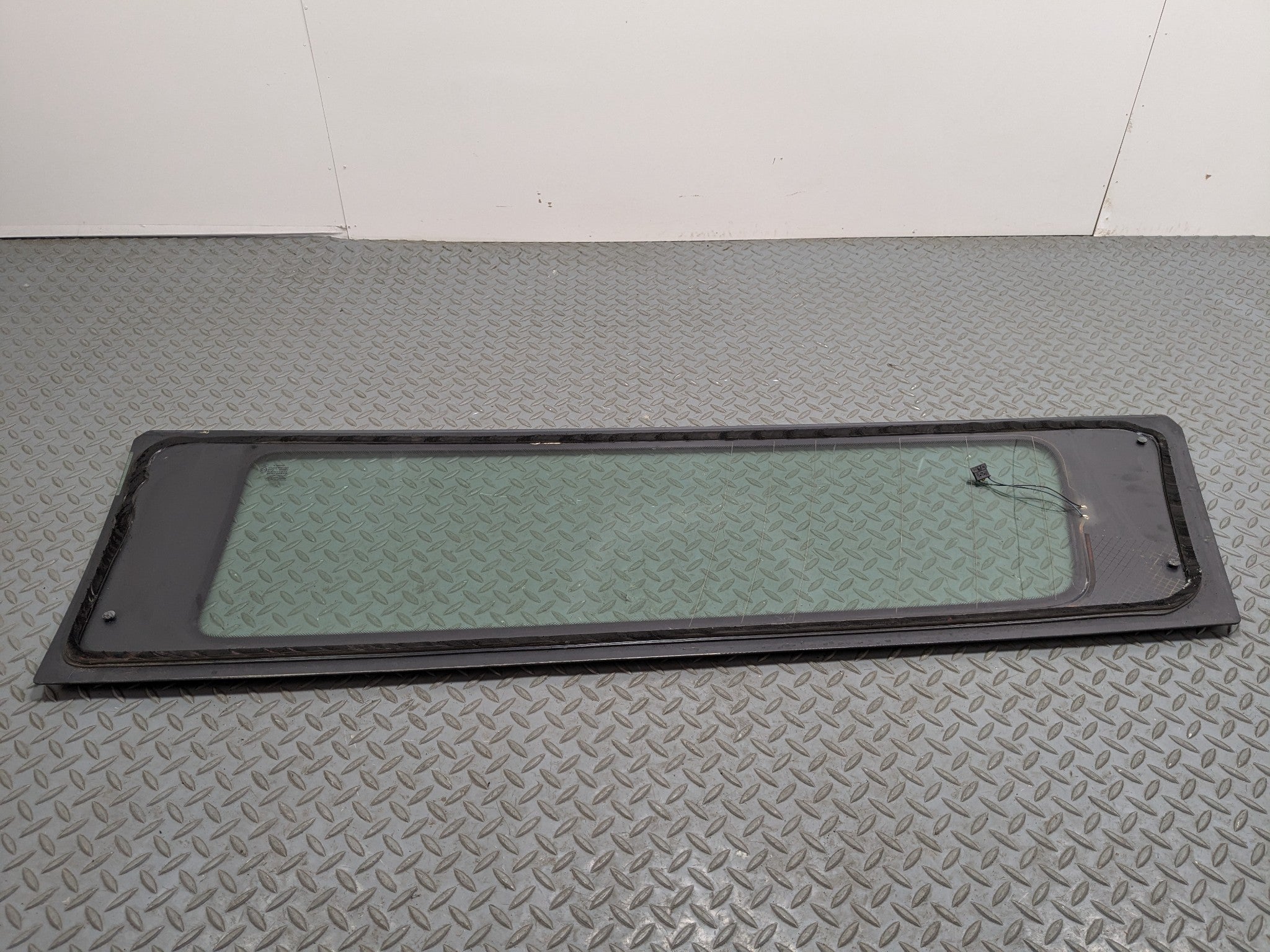 2008 - 2014 MINI COOPER OEM QUARTER WINDOW GLASS REAR LEFT DRIVER SIDE
