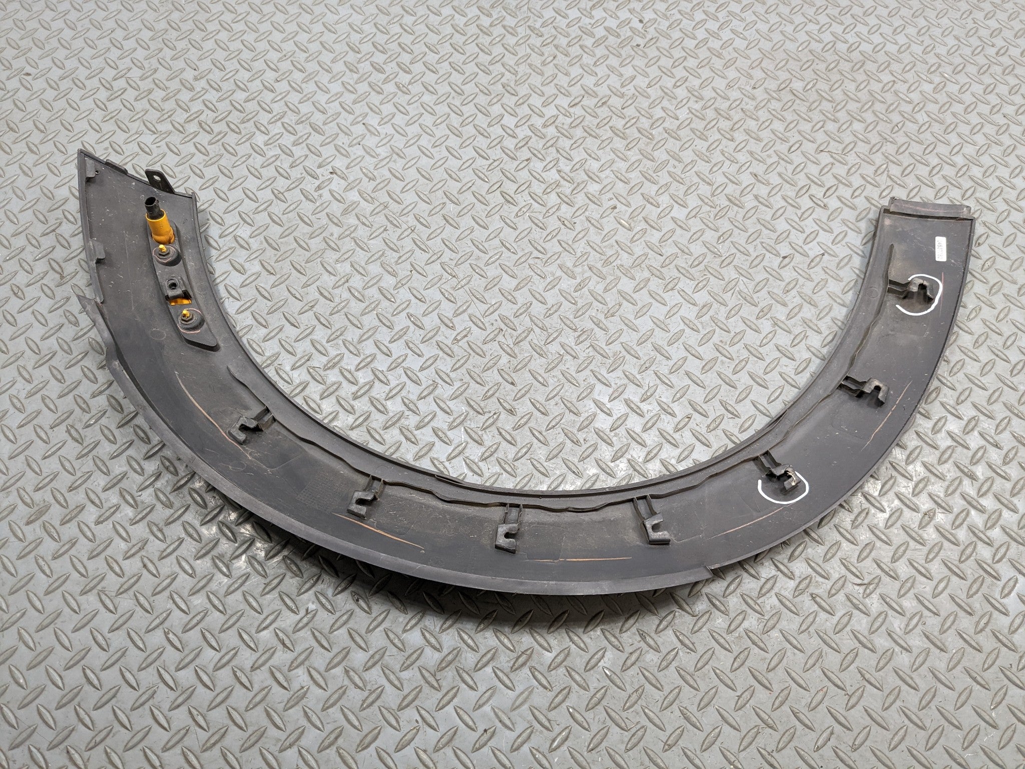 08 - 14 MINI COOPER OEM FENDER FLARE BODY MOLDING TRIM FRONT LEFT DRIVER SIDE