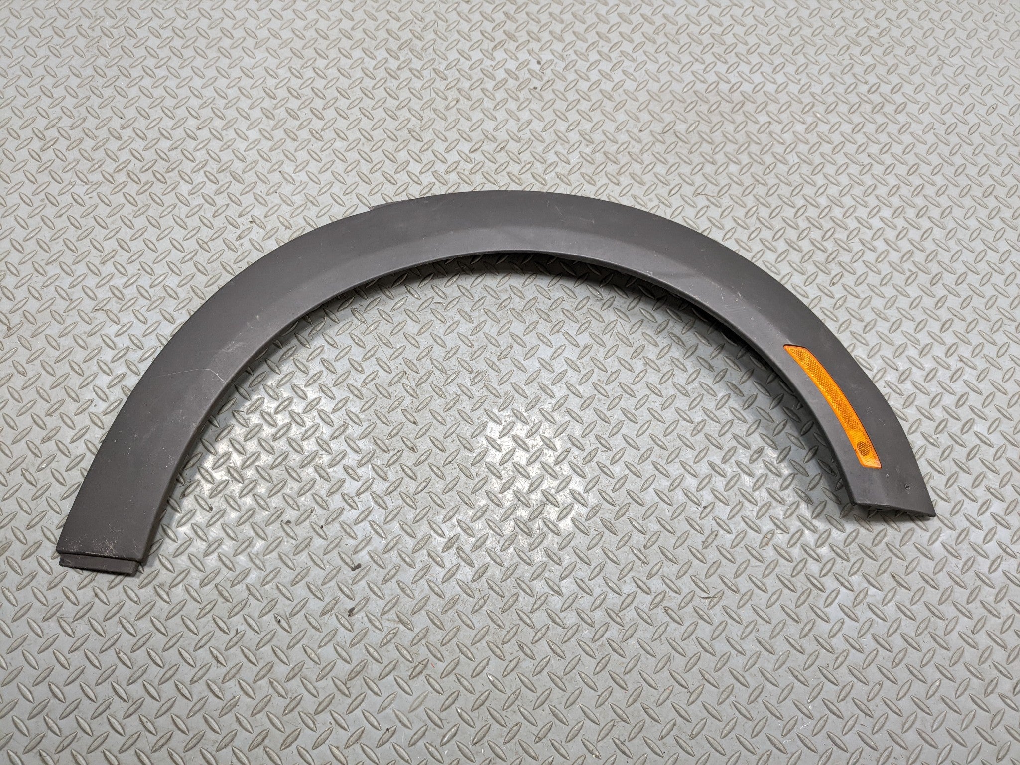 2008 - 2014 MINI COOPER OEM FENDER FLARE BODY MOLDING TRIM FRONT RIGHT PASSENGER
