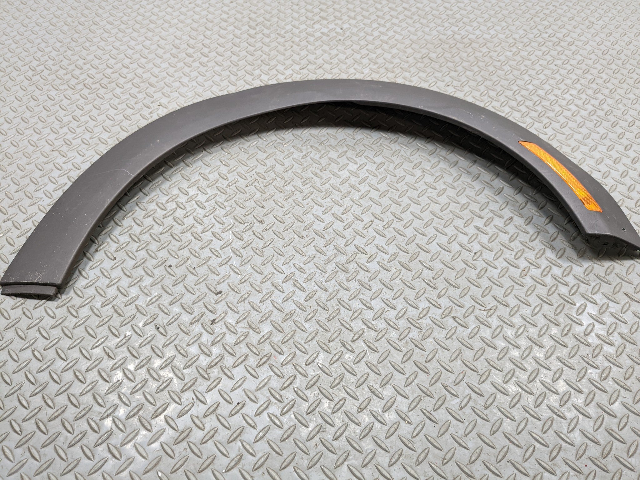 2008 - 2014 MINI COOPER OEM FENDER FLARE BODY MOLDING TRIM FRONT RIGHT PASSENGER