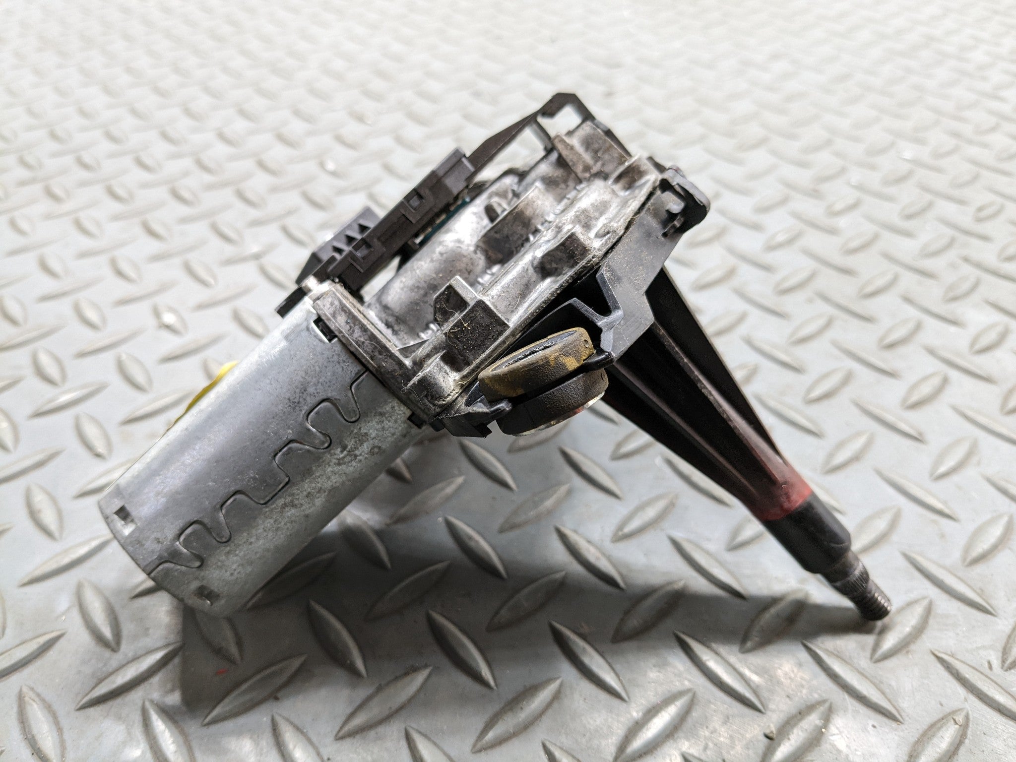 2008 - 2014 MINI COOPER OEM WIPER MOTOR REAR RIGHT PASSENGER SIDE DOOR WINDOW