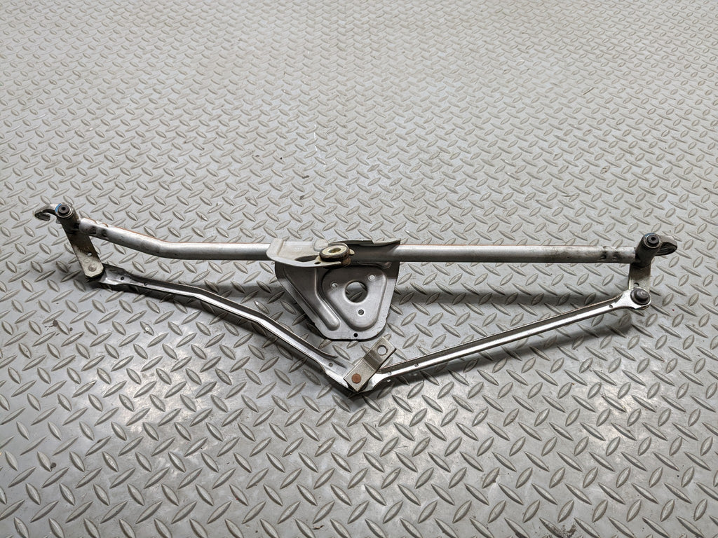 2008 - 2014 MINI COOPER OEM WIPER TRANSMISSION LINKAGE FRONT WINDSHIELD