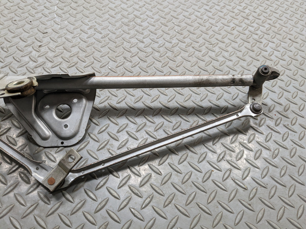 2008 - 2014 MINI COOPER OEM WIPER TRANSMISSION LINKAGE FRONT WINDSHIELD