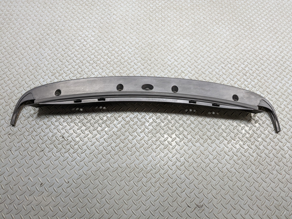 2008 - 2014 MINI COOPER OEM THIRD BRAKE LIGHT AVOIDANCE HIGH MOUNT REAR CENTER