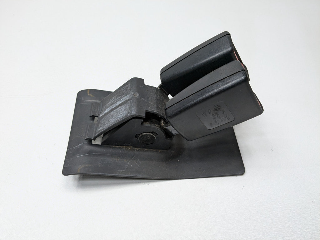2008 - 2014 MINI COOPER OEM SEAT BELT DOUBLE BUCKLE REAR CENTER