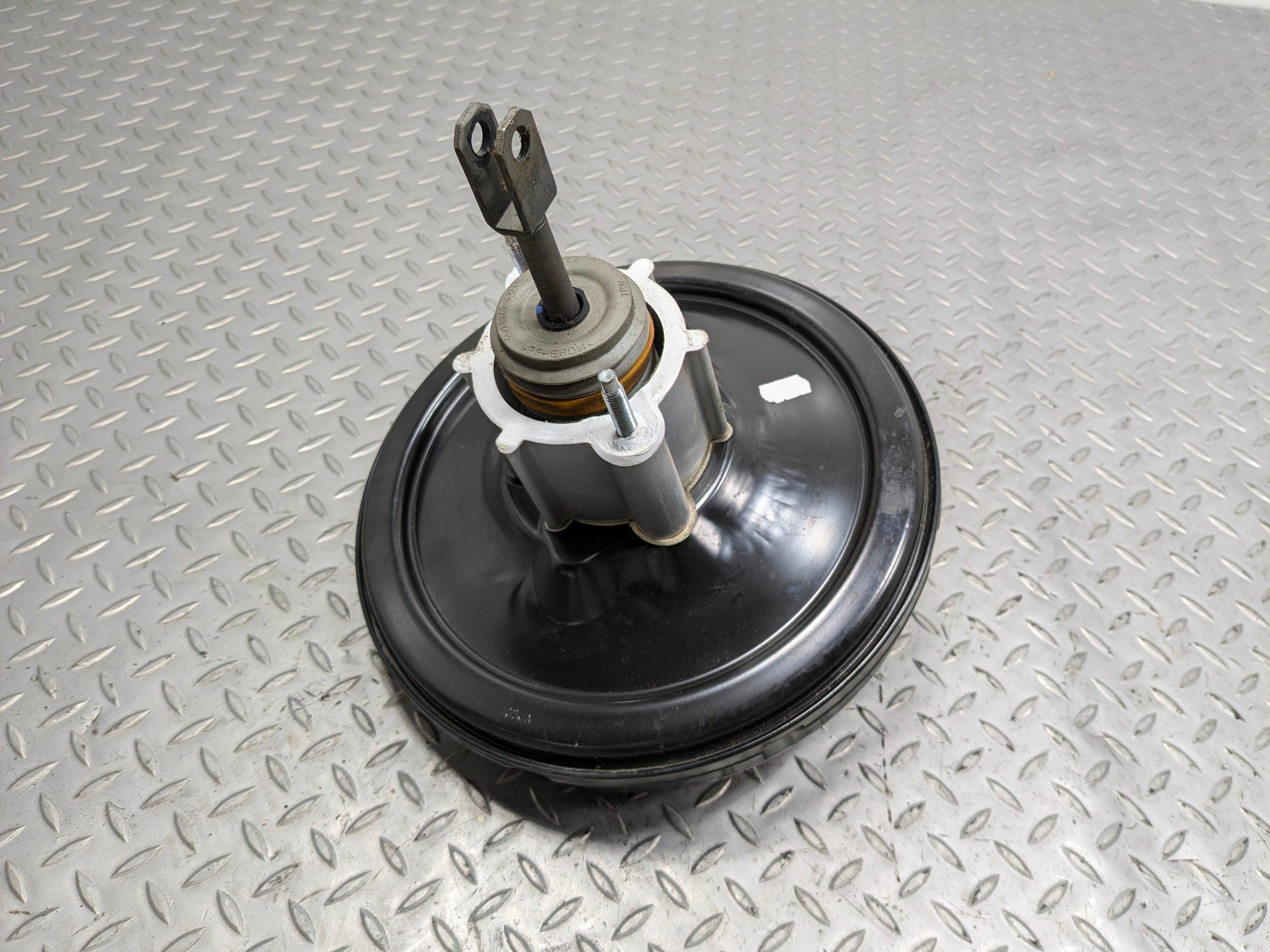 2008 - 2014 MINI COOPER OEM POWER BRAKE BOOSTER ASSEMBLY WITHOUT MASTER CYLINDER