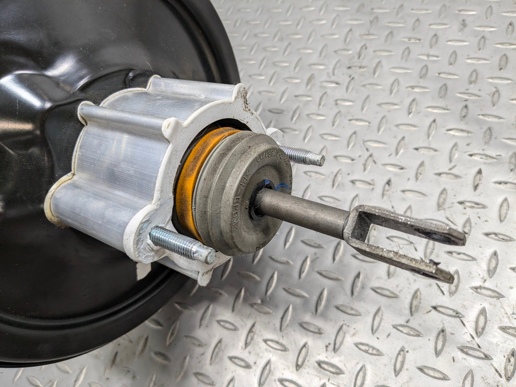 2008 - 2014 MINI COOPER OEM POWER BRAKE BOOSTER ASSEMBLY WITHOUT MASTER CYLINDER