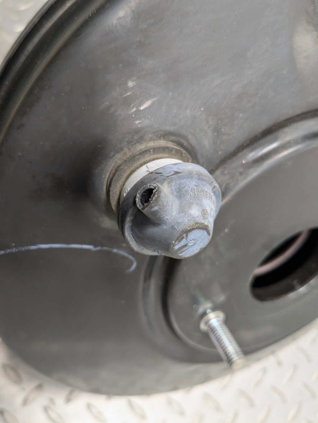 2008 - 2014 MINI COOPER OEM POWER BRAKE BOOSTER ASSEMBLY WITHOUT MASTER CYLINDER