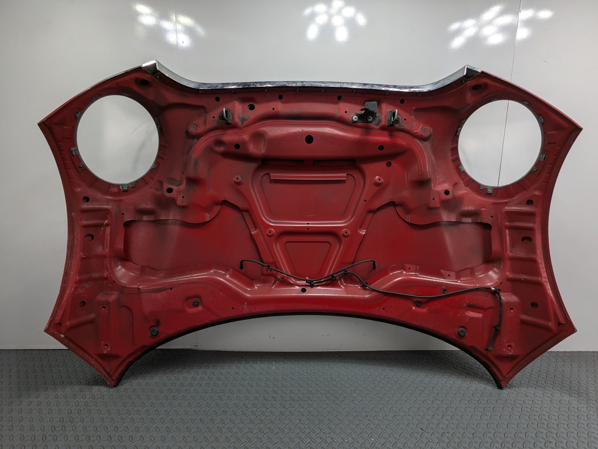 2008 - 2014 MINI COOPER OEM FRONT HOOD BONNET SHELL PANEL ASSEMBLY PURE RED
