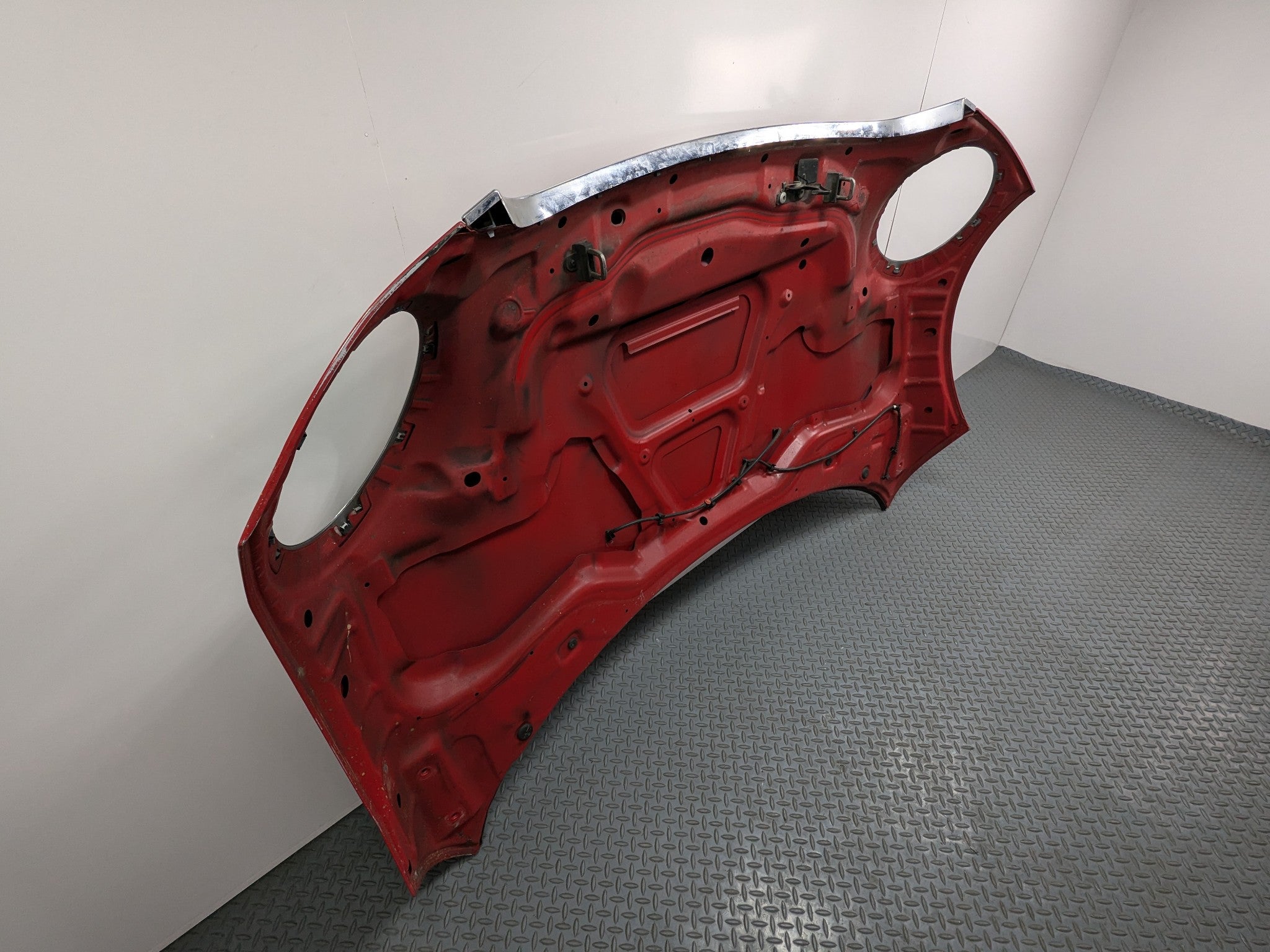 2008 - 2014 MINI COOPER OEM FRONT HOOD BONNET SHELL PANEL ASSEMBLY PURE RED