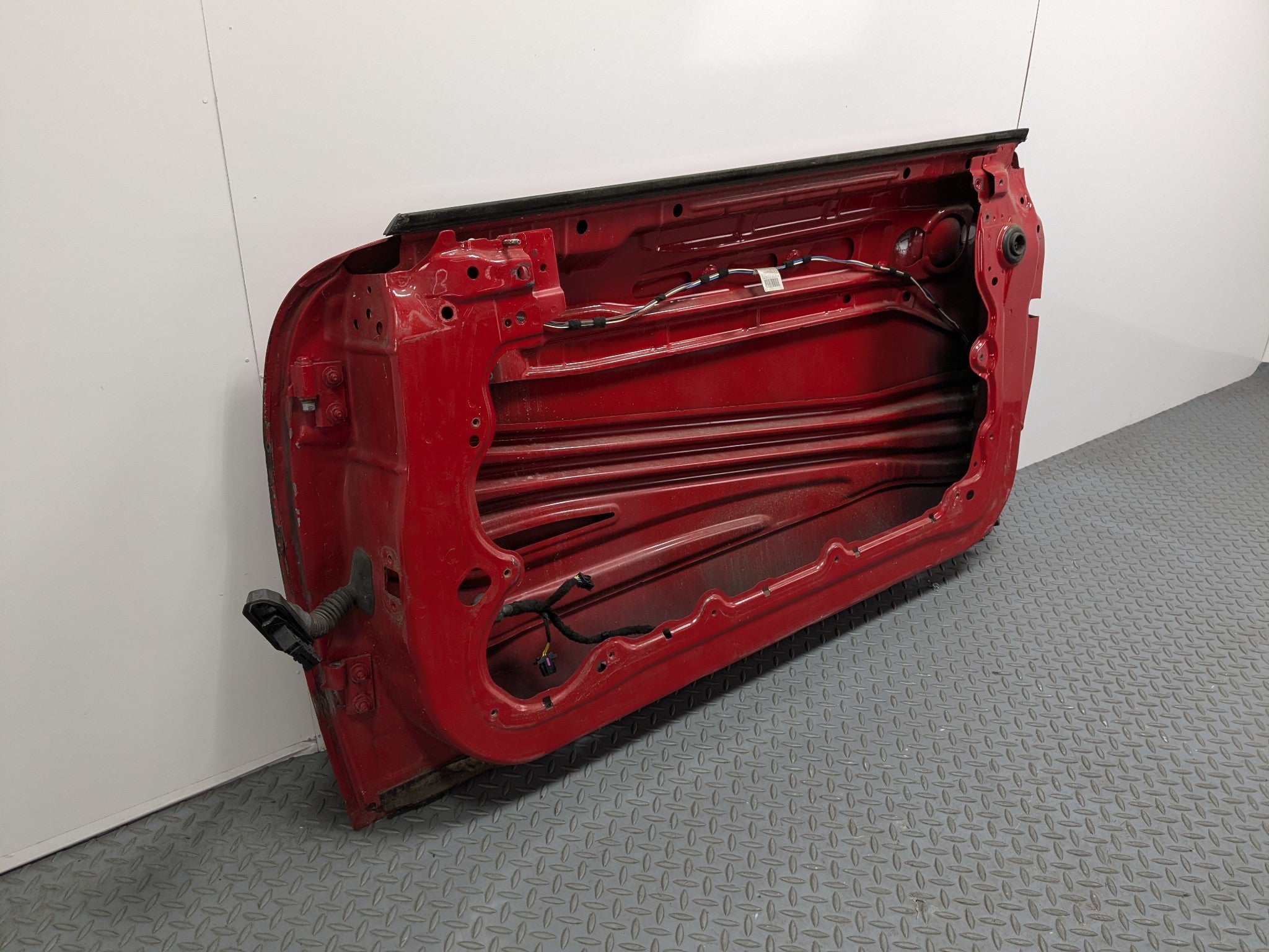 2008 - 2014 MINI COOPER OEM DOOR SHELL PANEL FRONT RIGHT PASSENGER SIDE PURE RED