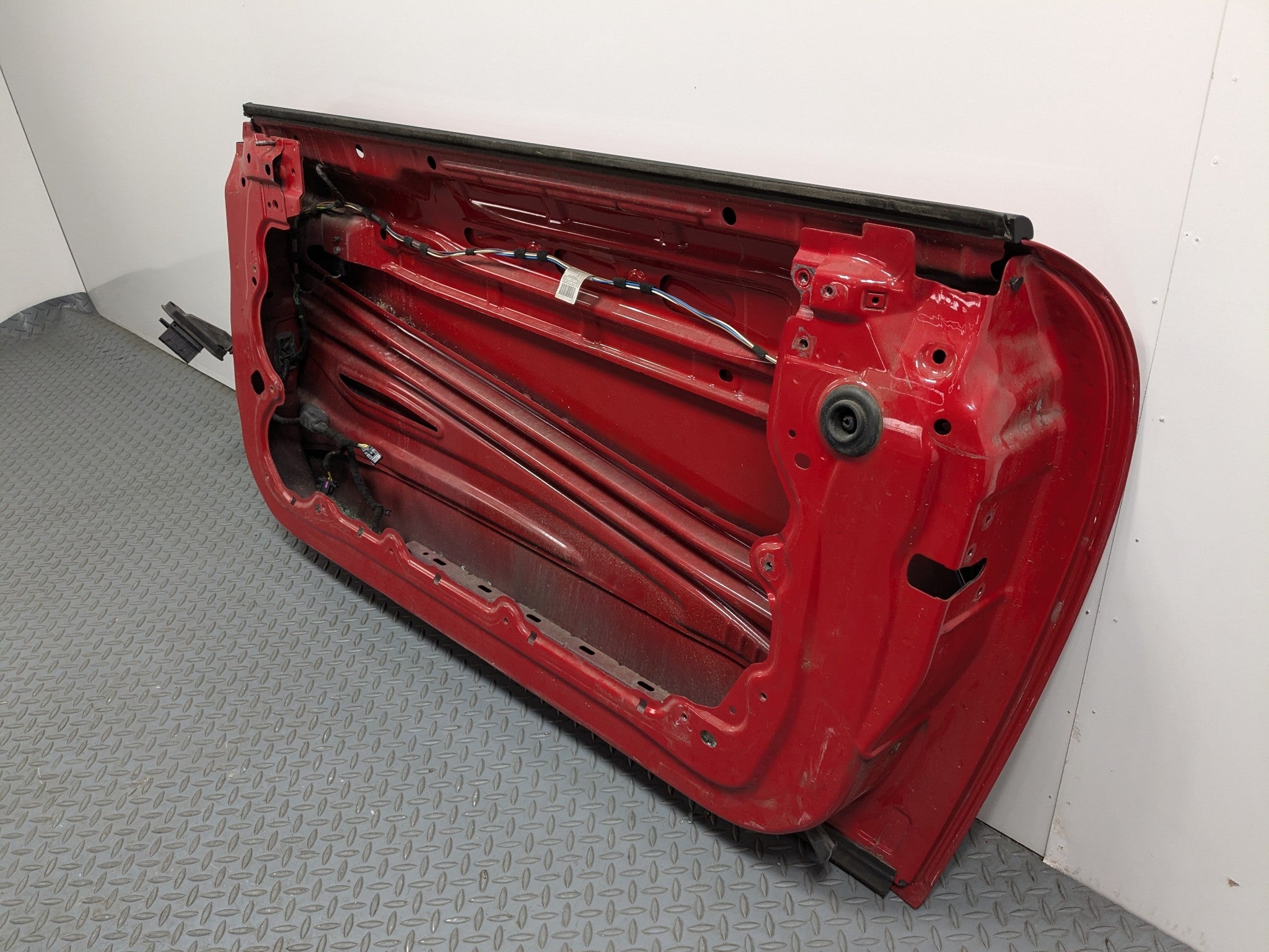 2008 - 2014 MINI COOPER OEM DOOR SHELL PANEL FRONT RIGHT PASSENGER SIDE PURE RED