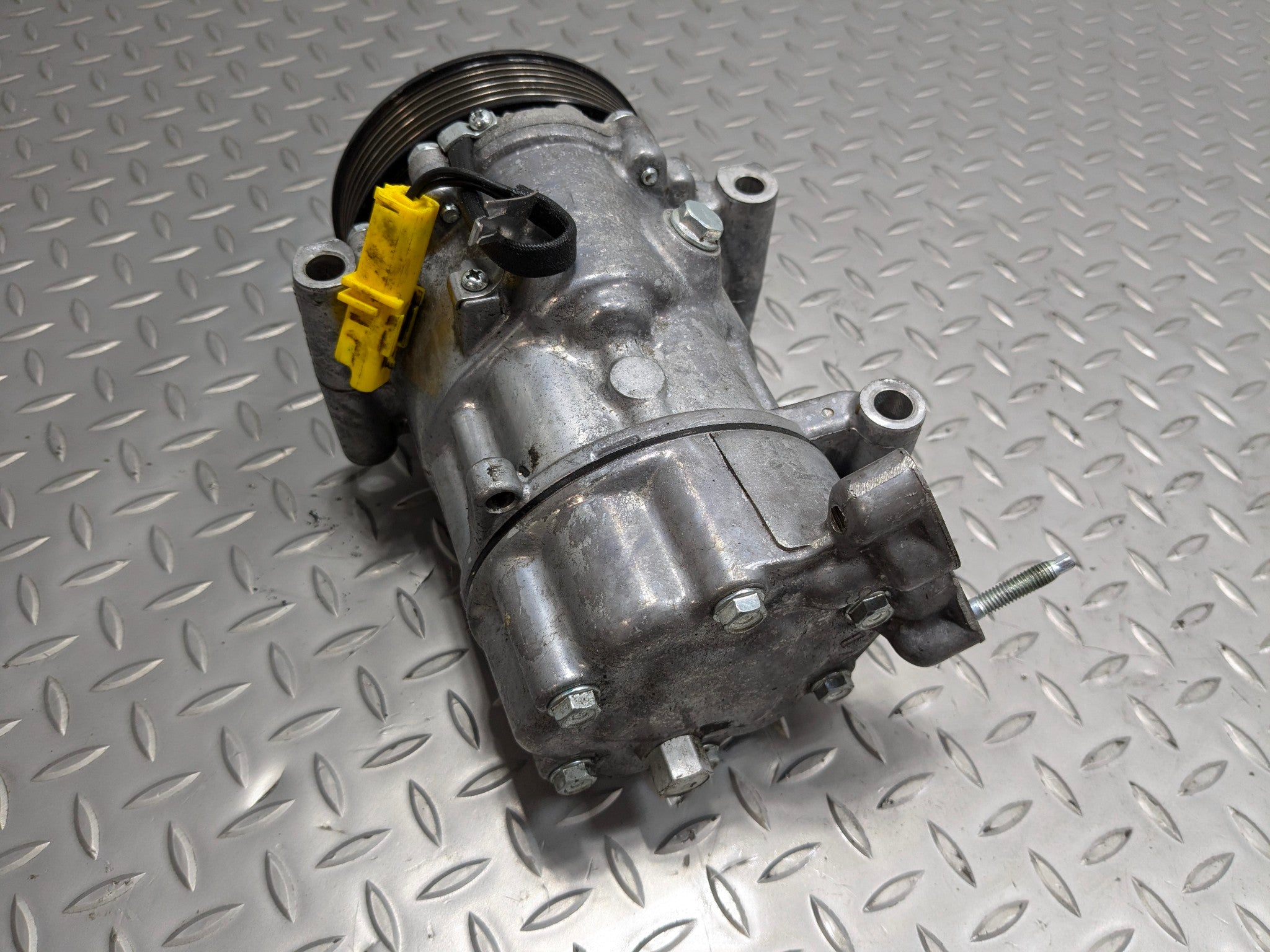 2008 - 2014 MINI COOPER OEM AC AIR CONDITIONING COMPRESSOR PUMP