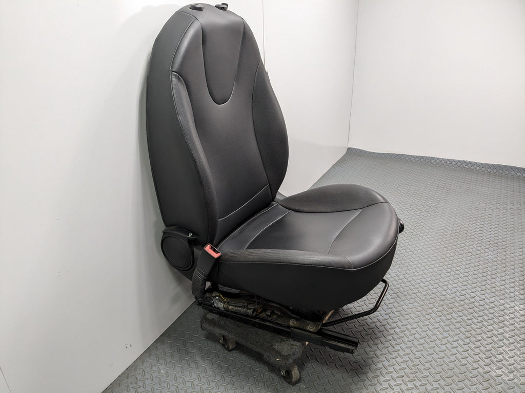 2008 - 2014 MINI COOPER OEM DRIVER SIDE SEAT ASSEMBLY LEATHER BLACK FRONT LEFT