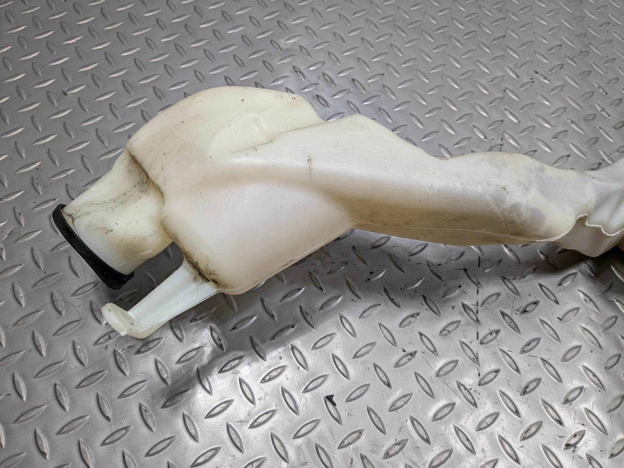 2008 - 2014 MINI COOPER OEM WINDSHIELD WASHER BOTTLE RESERVOIR TANK