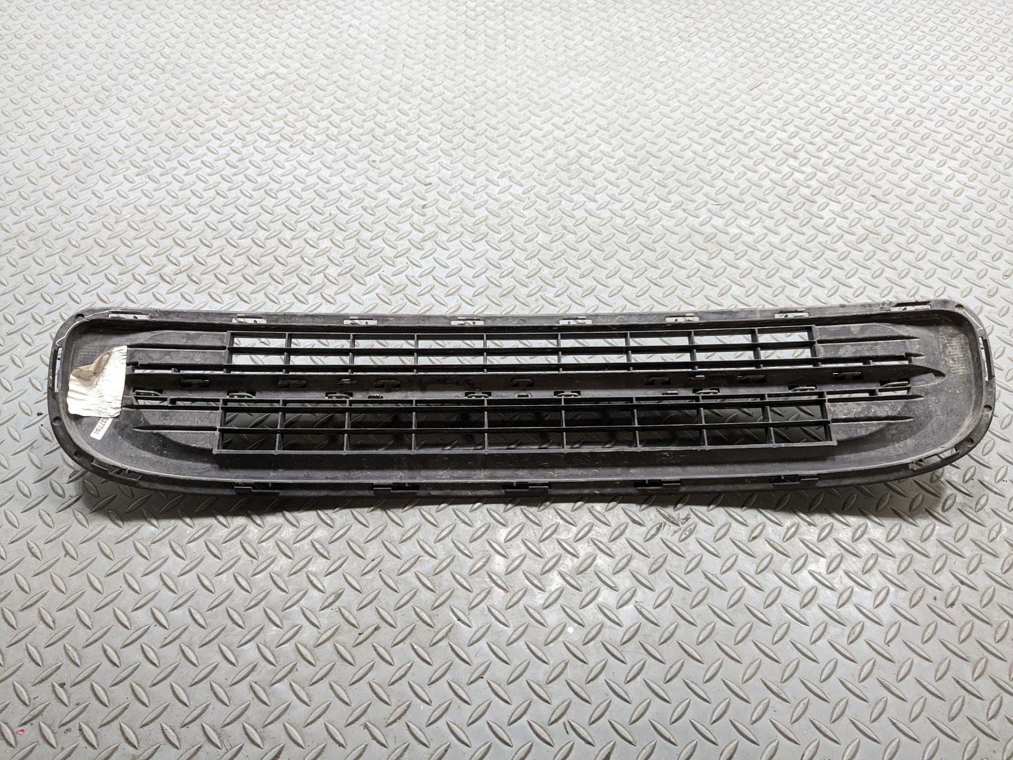 2008 - 2014 MINI COOPER OEM LOWER GRILLE FRONT BUMPER MOUNTED ASSEMBLY