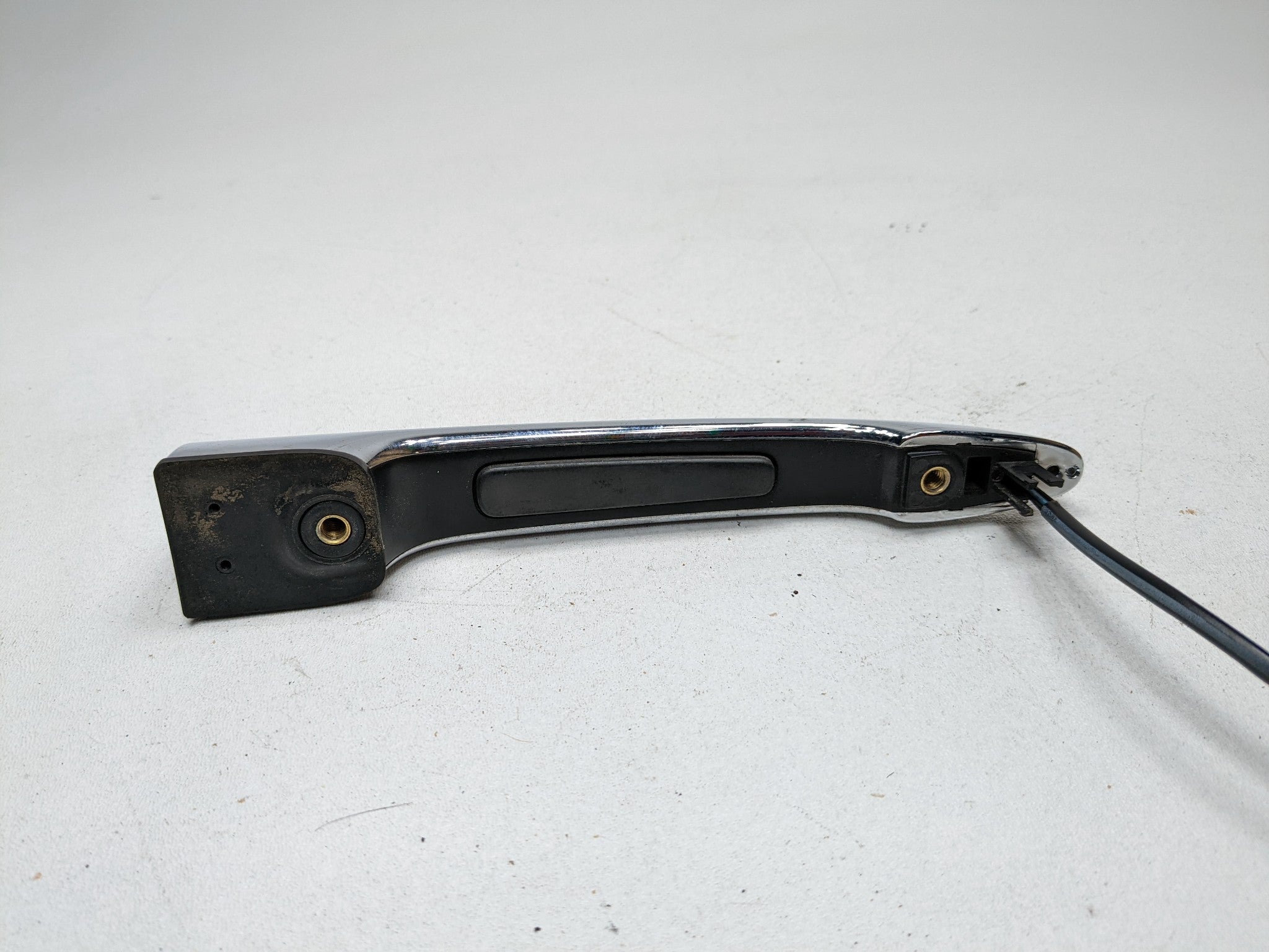 2008 - 2014 MINI COOPER OEM EXTERIOR DOOR HANDEL REAR LEFT TRUNK CHROME