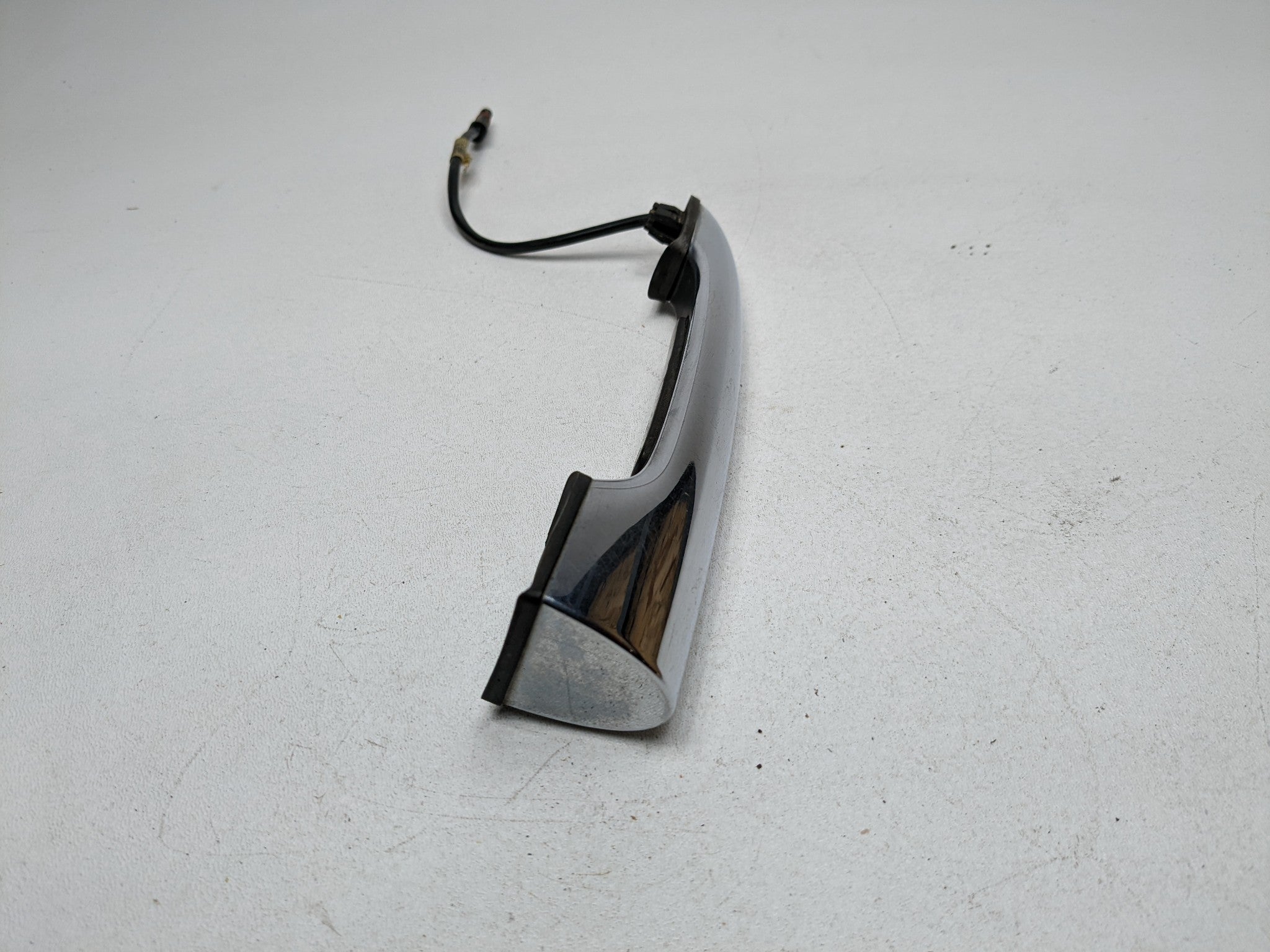 2008 - 2014 MINI COOPER OEM EXTERIOR DOOR HANDEL REAR RIGHT TRUNK CHROME