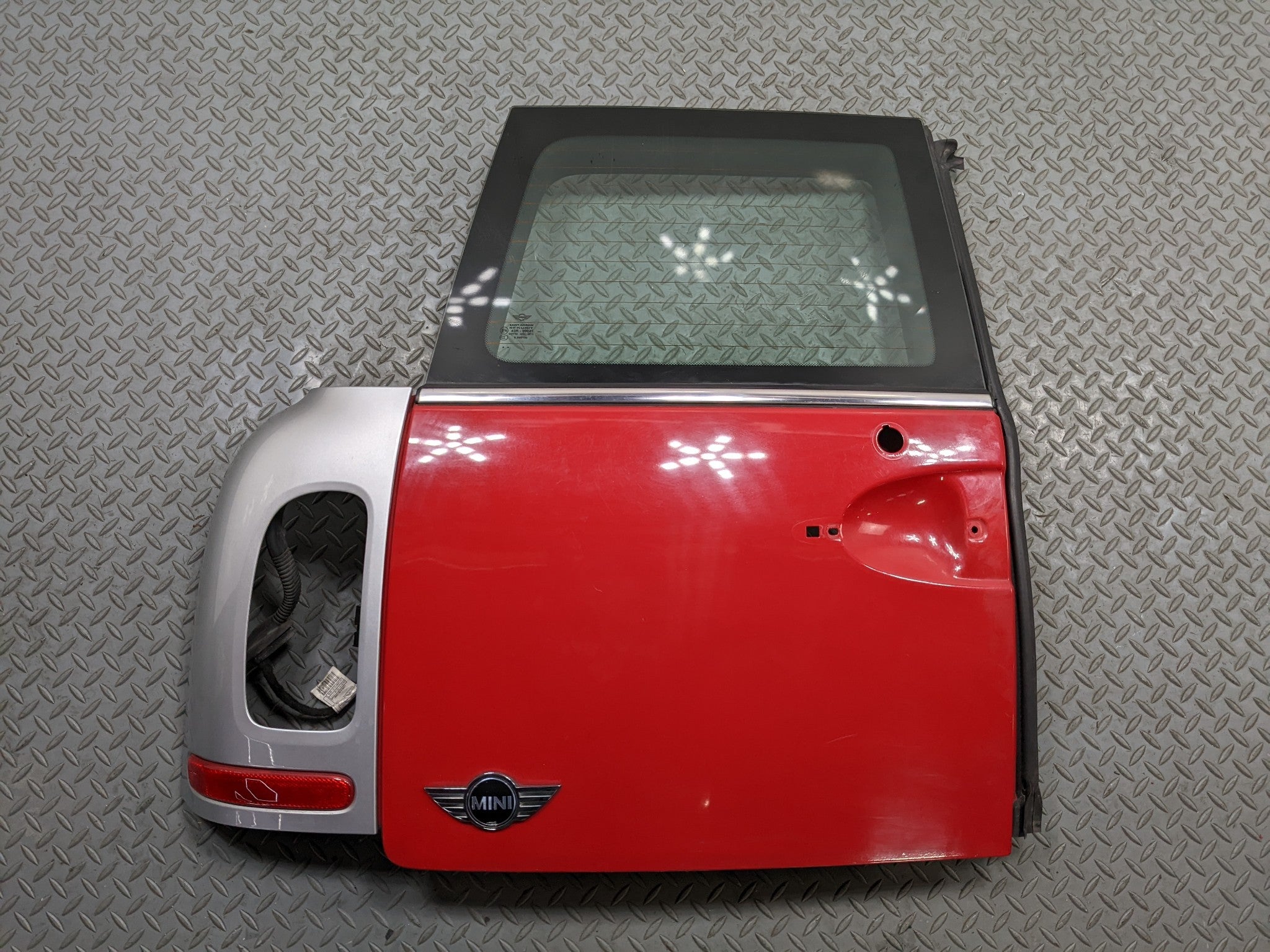 2008 - 2014 MINI COOPER OEM REAR TRUNK BACK SPLIT DOOR SHELL LEFT SIDE PURE RED