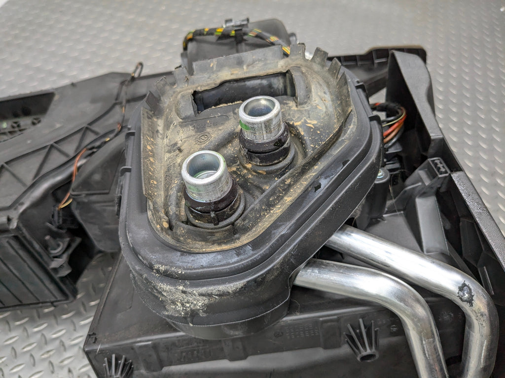 2008 - 2014 MINI COOPER OEM FRONT AC CLIMATE HEATER BLOWER HOUSING ASSEMBLY