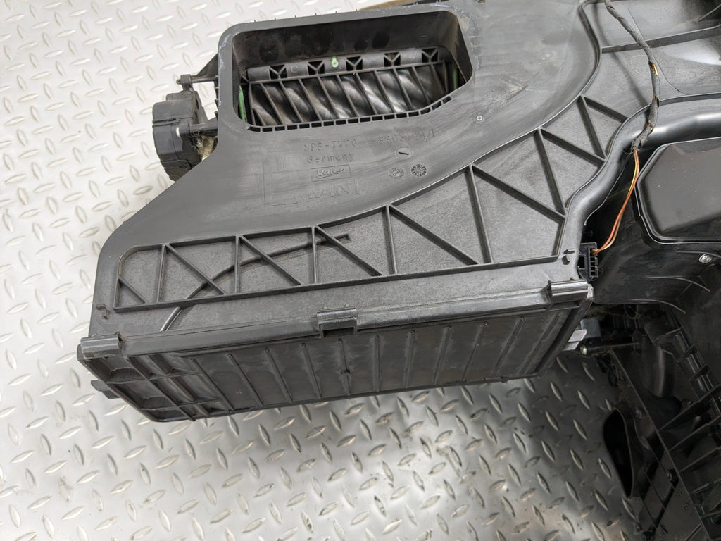2008 - 2014 MINI COOPER OEM FRONT AC CLIMATE HEATER BLOWER HOUSING ASSEMBLY