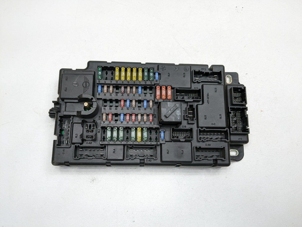 2008 - 2014 MINI COOPER OEM INTERIOR CABIN FUSE BOX RELAY JUNCTION BLOCK