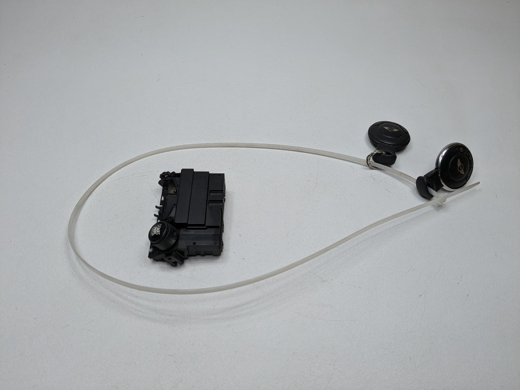 2008 - 2014 MINI COOPER OEM DASH IGNITION START AND STOP CONTROL UNIT WITH KEY