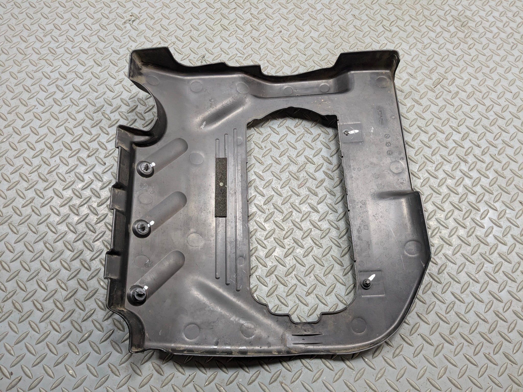 2004 - 2006 ACURA TL OEM ENGINE INTAKE MANIFOLD PLASTIC COVER PANEL