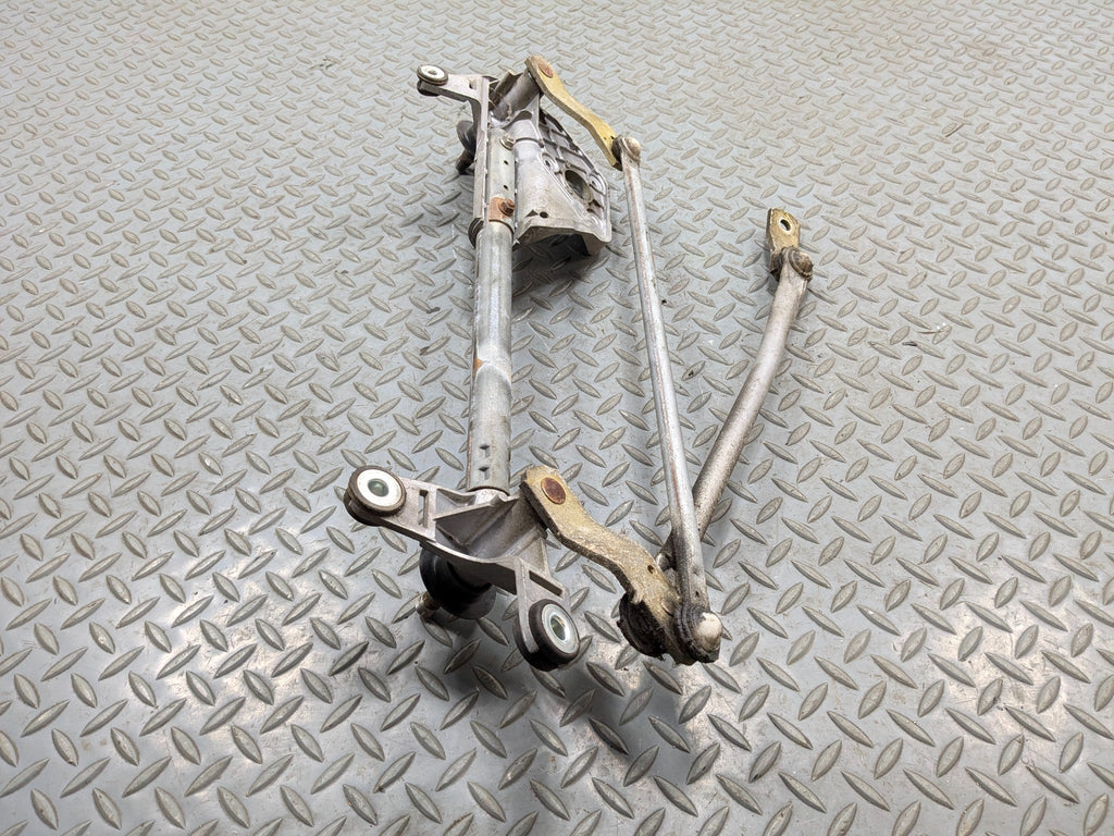 2004 - 2006 ACURA TL OEM WINDSHIELD WIPER TRANSMISSION LINKAGE ASSEMBLY FRONT