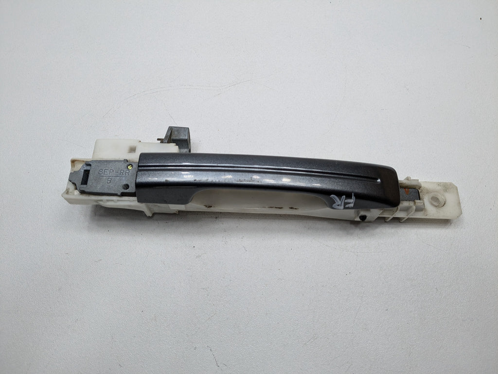 2004 - 2006 ACURA TL OEM FRONT RIGHT EXTERIOR DOOR HANDLE ANTHRACITE METALLIC