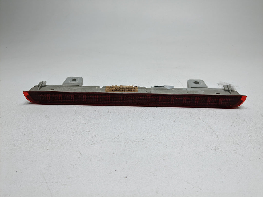 2004 - 2006 ACURA TL OEM THIRD BRAKE AVOIDANCE LIGHT CENTER STOP LAMP