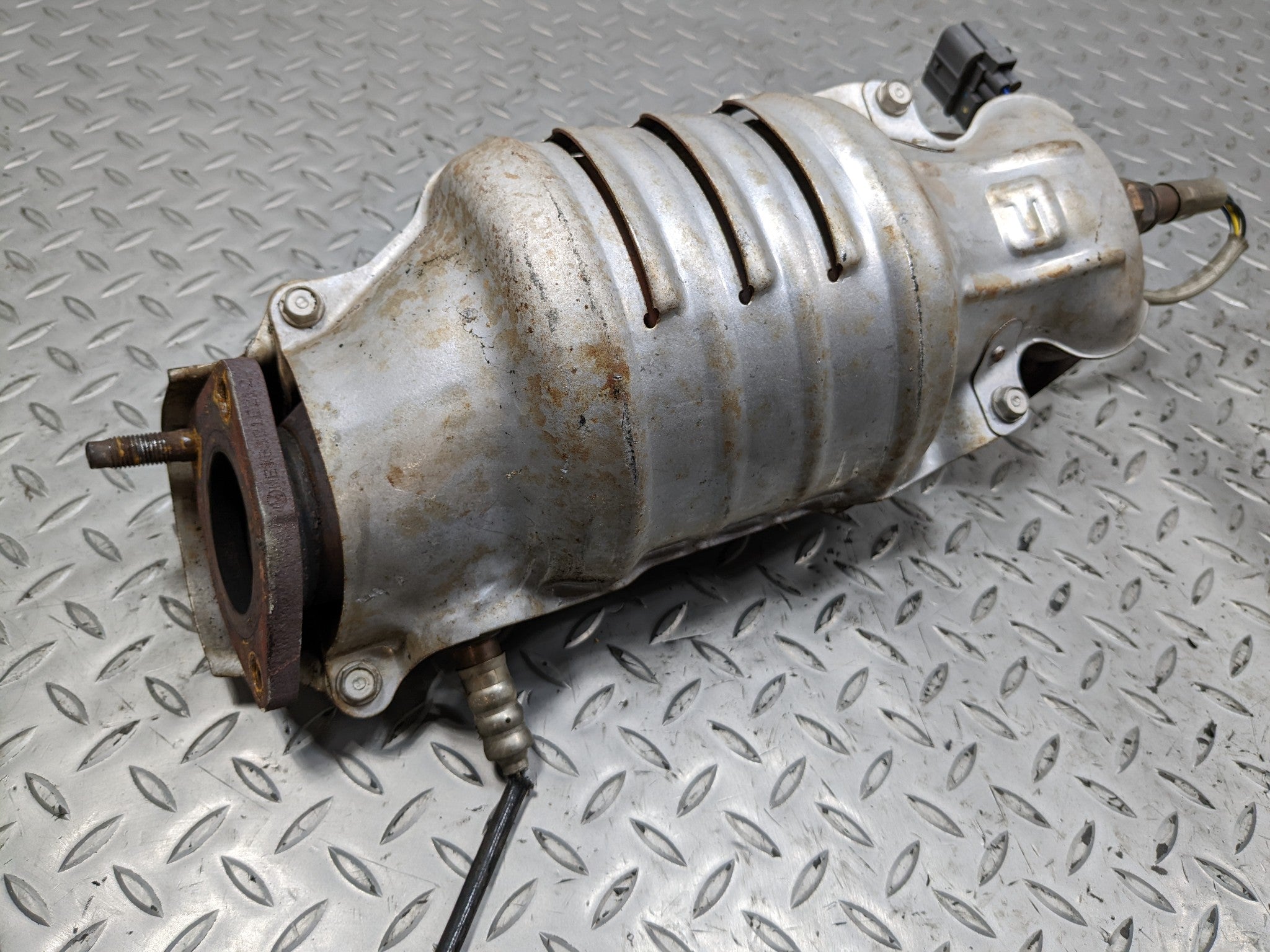 2004 - 2006 ACURA TL OEM EXHAUST DOWN PIPE WITH HEAT SHIELD FRONT SIDE