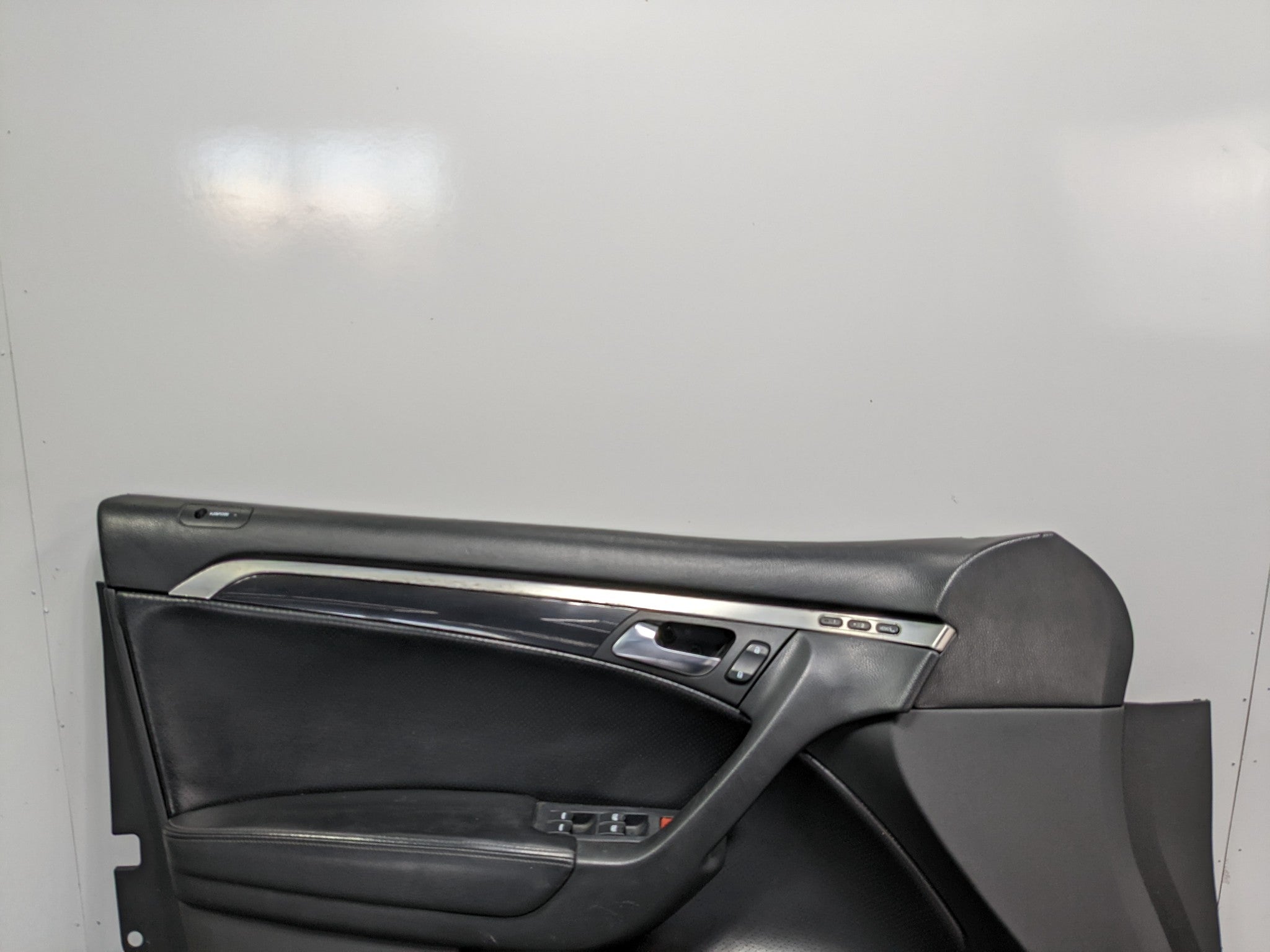 2004 - 2006 ACURA TL OEM DOOR TRIM PANEL FRONT LEFT DRIVER SIDE BLACK