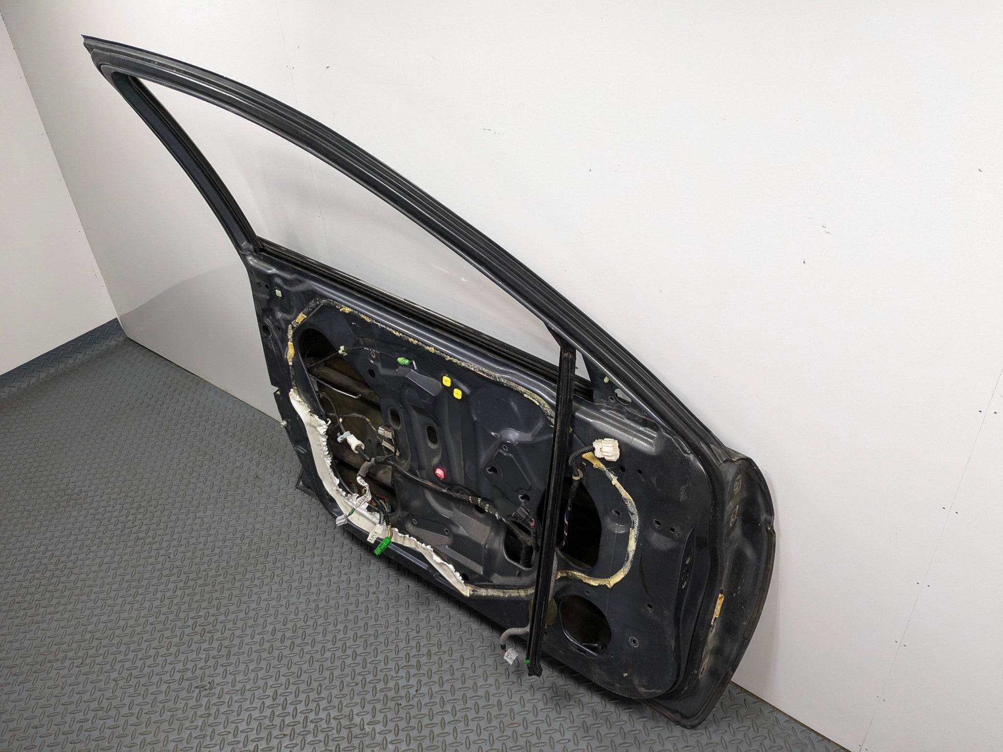 04 - 06 ACURA TL OEM DOOR SHELL PANEL FRONT LEFT DRIVER SIDE ANTHRACITE METALLIC