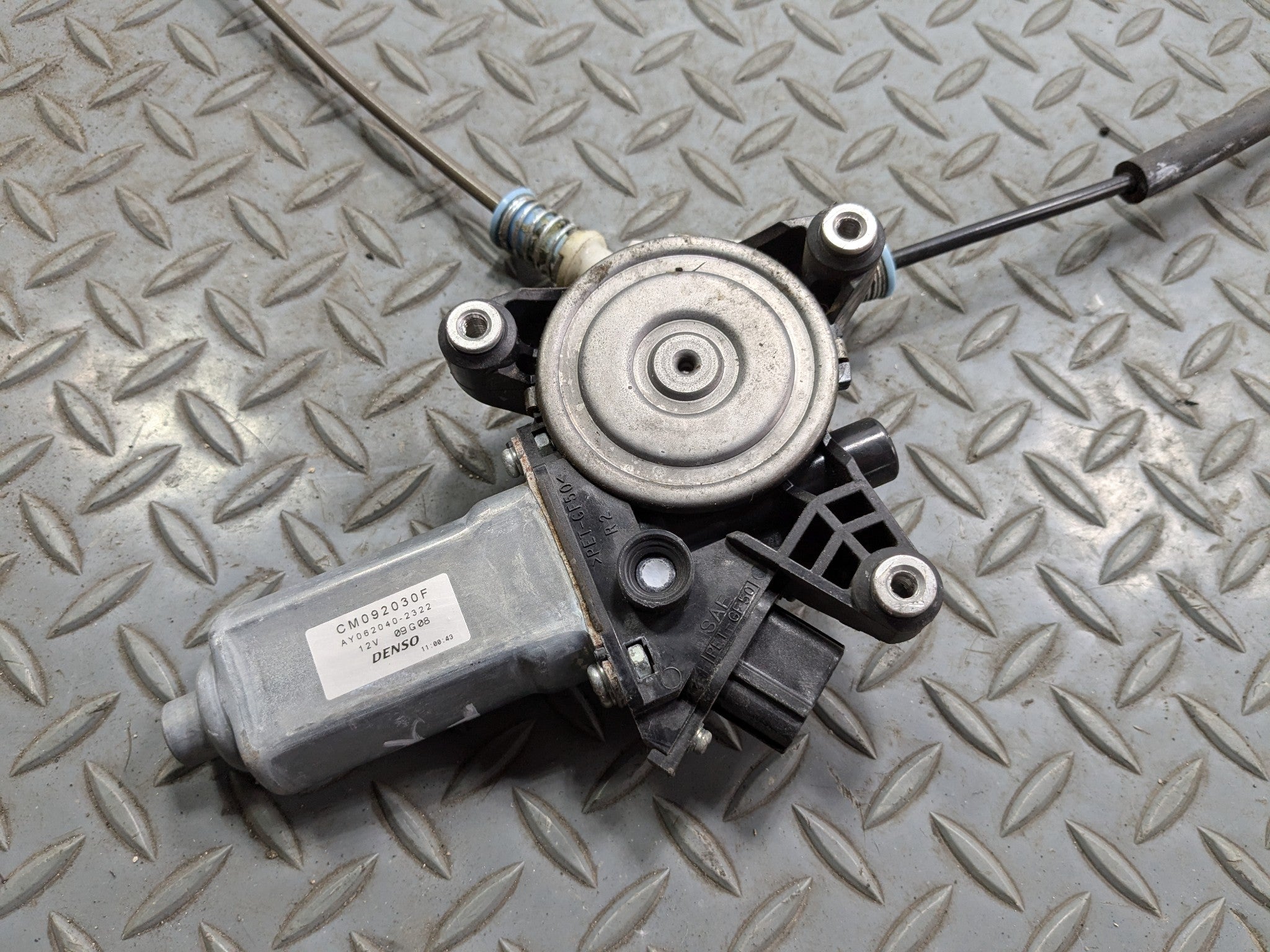2004 - 2006 ACURA TL OEM POWER WINDOW MOTOR REGULATOR FRONT RIGHT SIDE ASSEMBLY