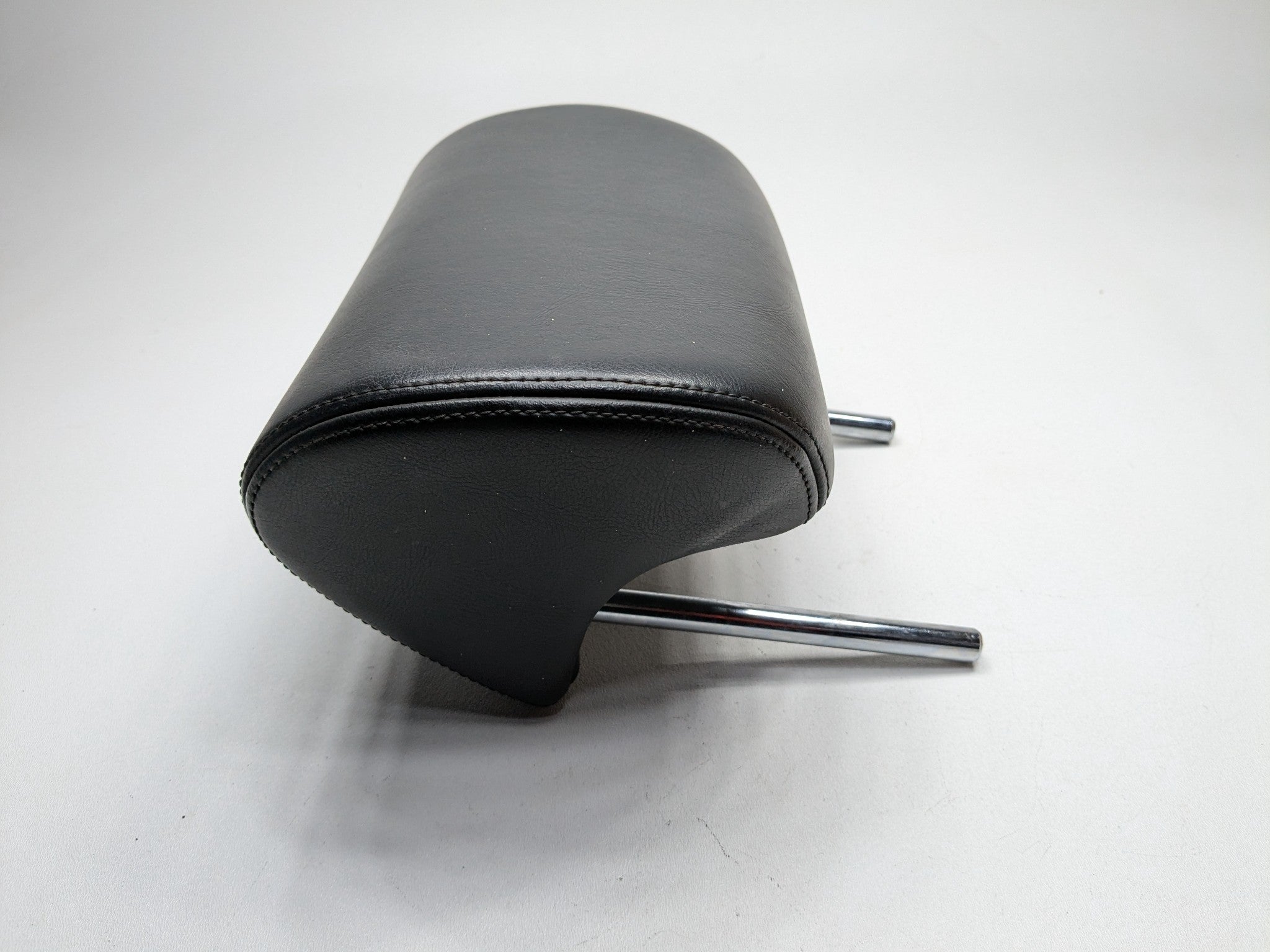 2004 - 2006 ACURA TL OEM HEADREST REAR LEFT DRIVER SIDE LEATHER BLACK