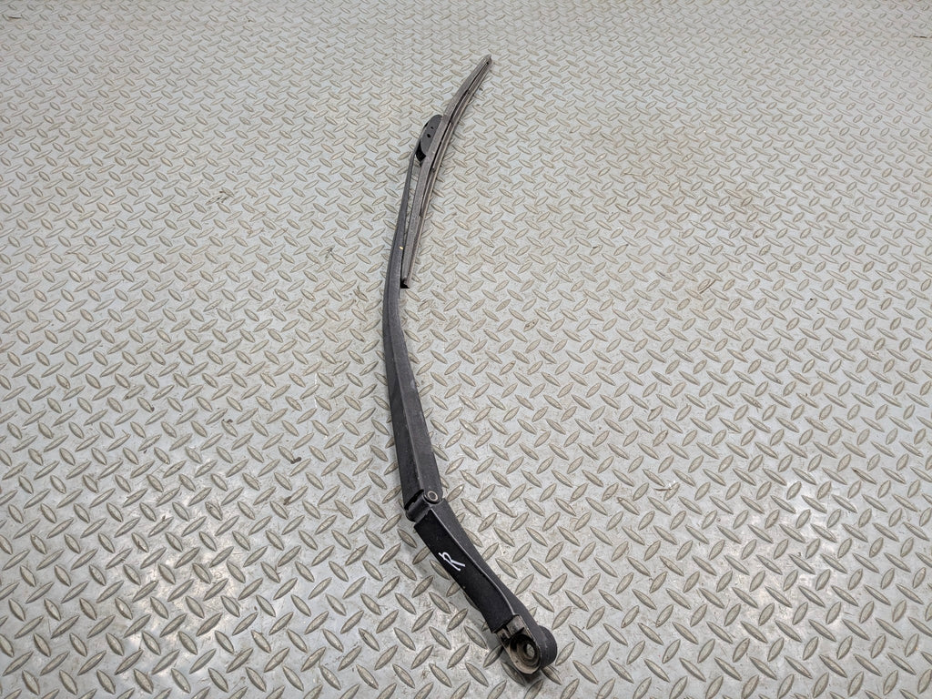 04 - 06 ACURA TL OEM WINDSHIELD WIPER ARM WITH BLADE FRONT RIGHT PASSENGER SIDE