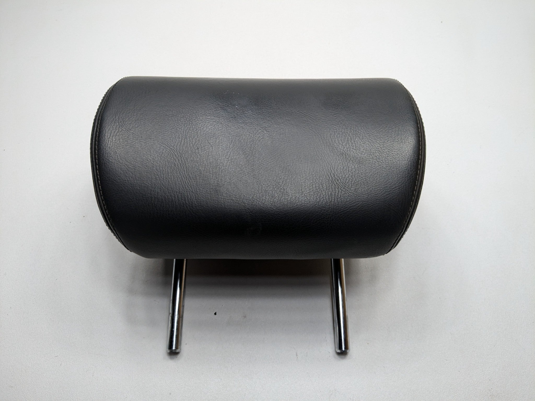 2004 - 2006 ACURA TL OEM HEADREST REAR RIGHT PASSENGER SIDE LEATHER BLACK