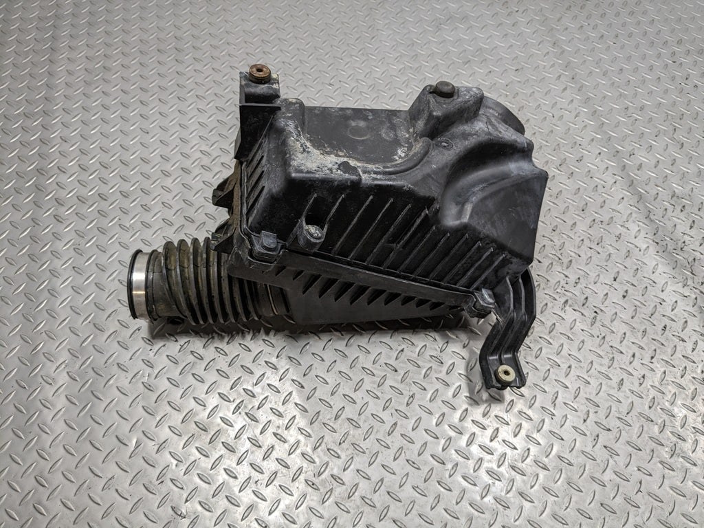 2004 - 2006 ACURA TL AIR INTAKE CLEANER FILTER HOUSING AIR BOX ASSEMBLY BLACK