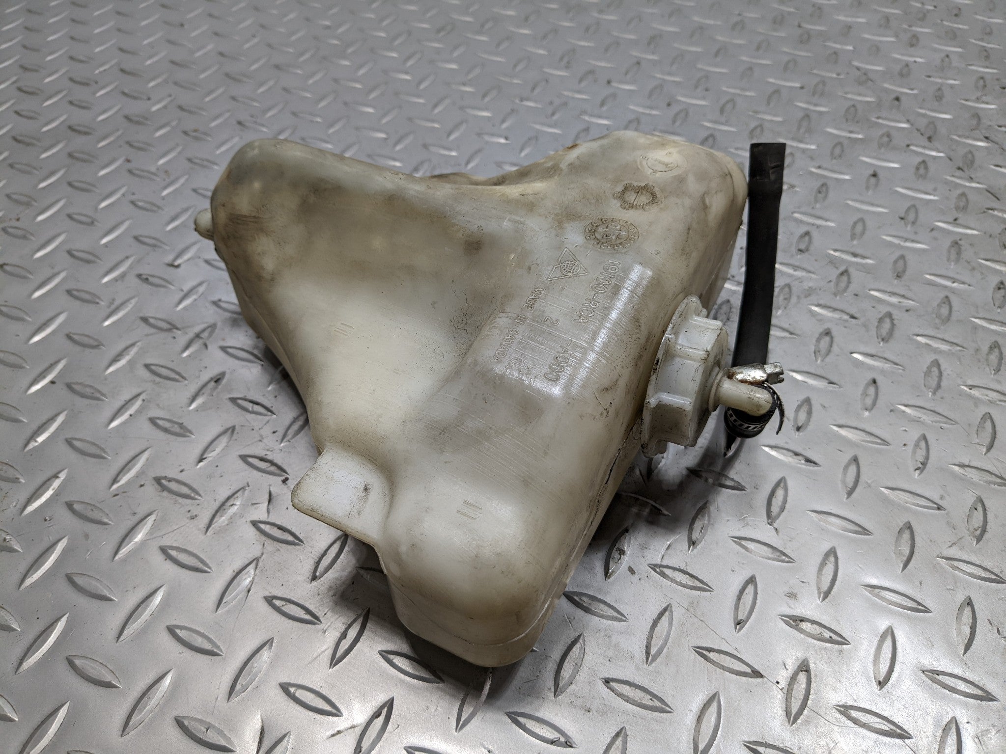 2004 - 2006 ACURA TL OEM RADIATOR COOLANT RESERVOIR OVERFLOW BOTTLE TANK