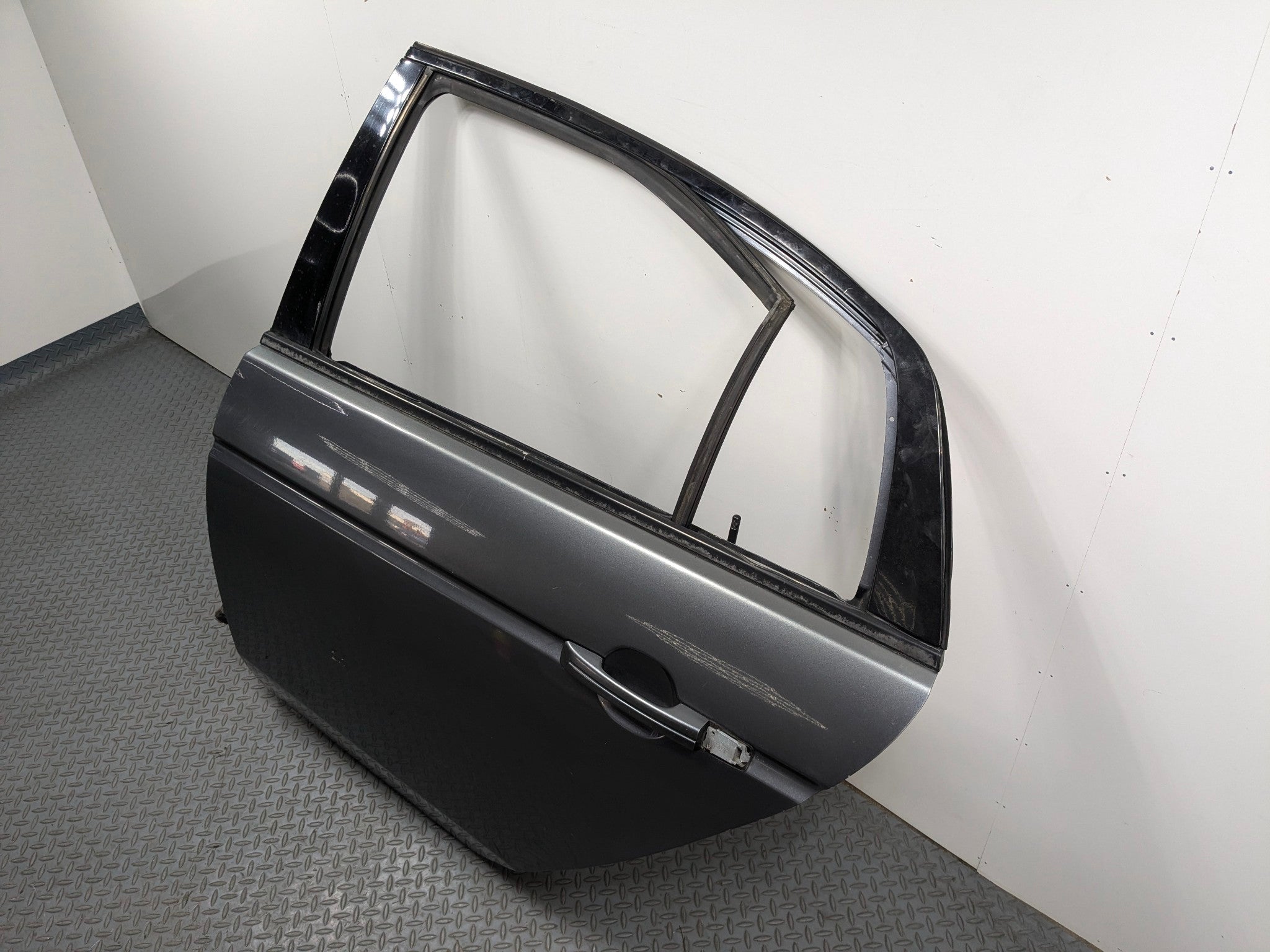 04 - 06 ACURA TL OEM DOOR SHELL PANEL REAR LEFT DRIVER SIDE ANTHRACITE METALLIC