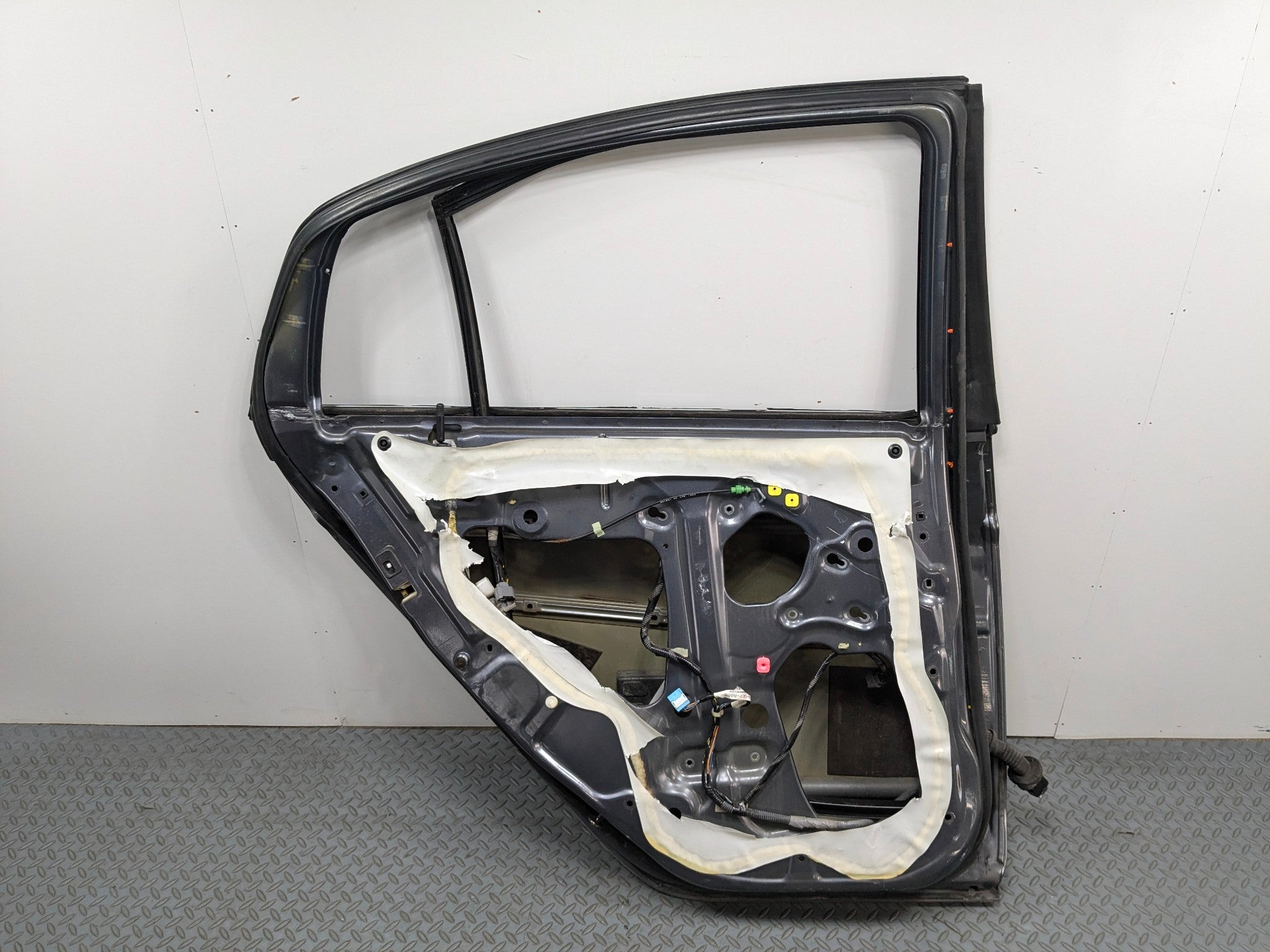 04 - 06 ACURA TL OEM DOOR SHELL PANEL REAR LEFT DRIVER SIDE ANTHRACITE METALLIC
