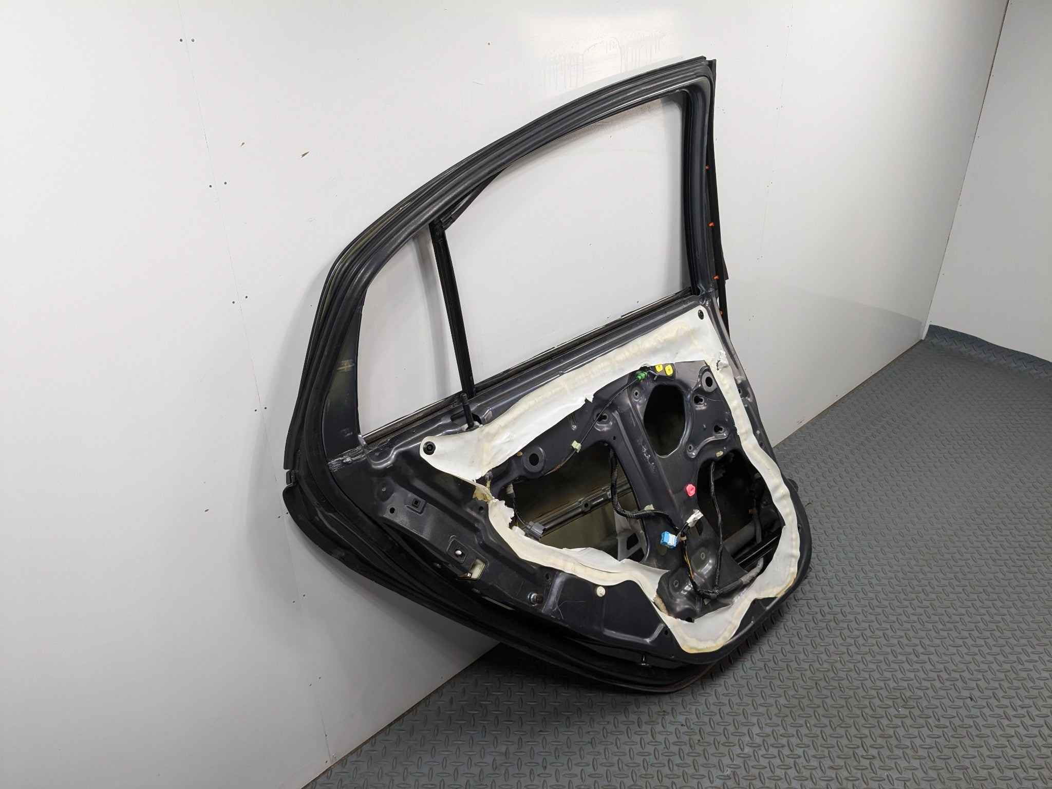 04 - 06 ACURA TL OEM DOOR SHELL PANEL REAR LEFT DRIVER SIDE ANTHRACITE METALLIC