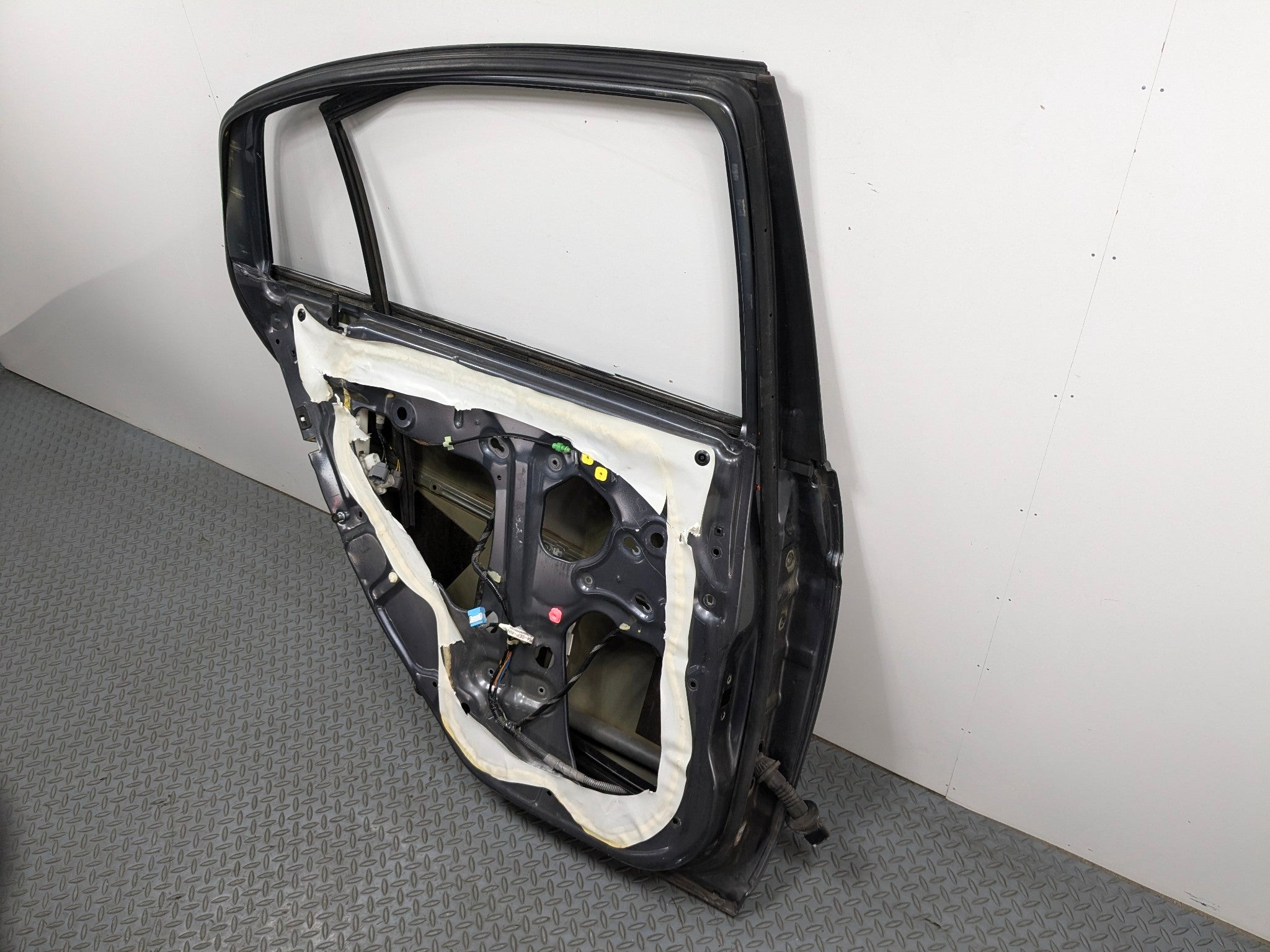 04 - 06 ACURA TL OEM DOOR SHELL PANEL REAR LEFT DRIVER SIDE ANTHRACITE METALLIC