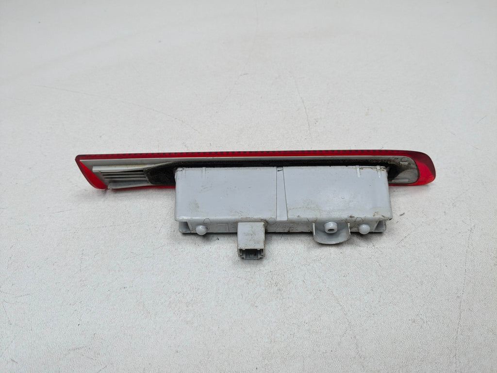 2004 - 2006 ACURA TL OEM REAR MARKER REFLECTOR LIGHT LAMP LEFT DRIVER SIDE