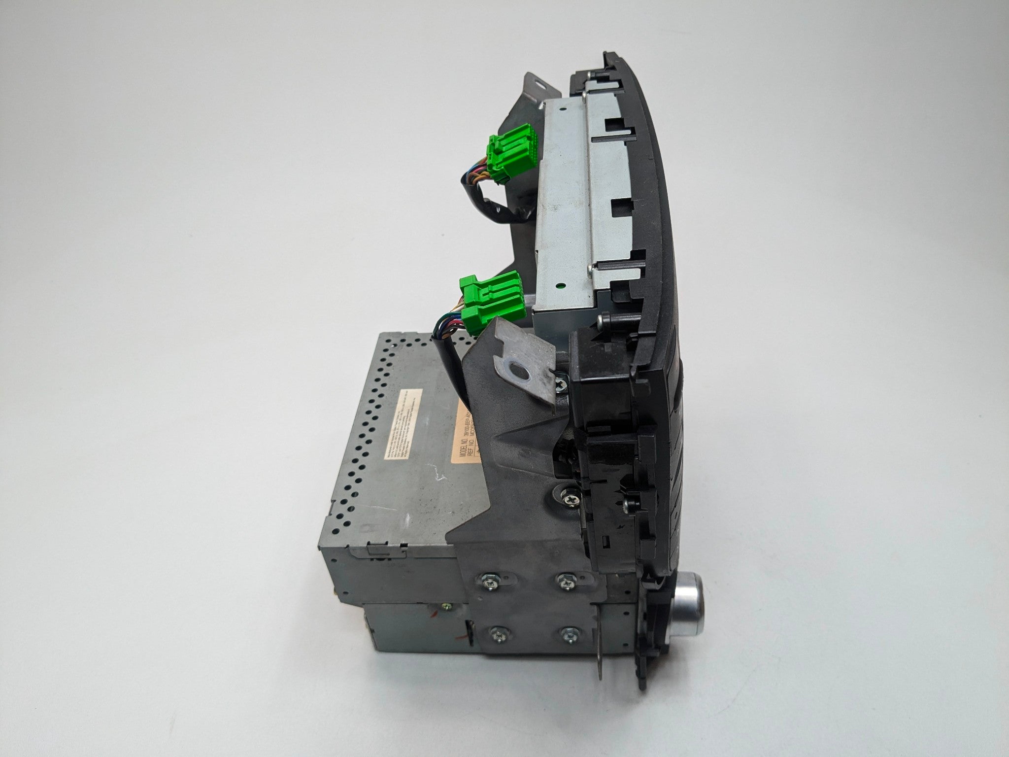 2004 - 2006 ACURA TL OEM RADIO AUDIO AND VISUAL EQUIPMENT WITH CLIMATE ASSEMBLY